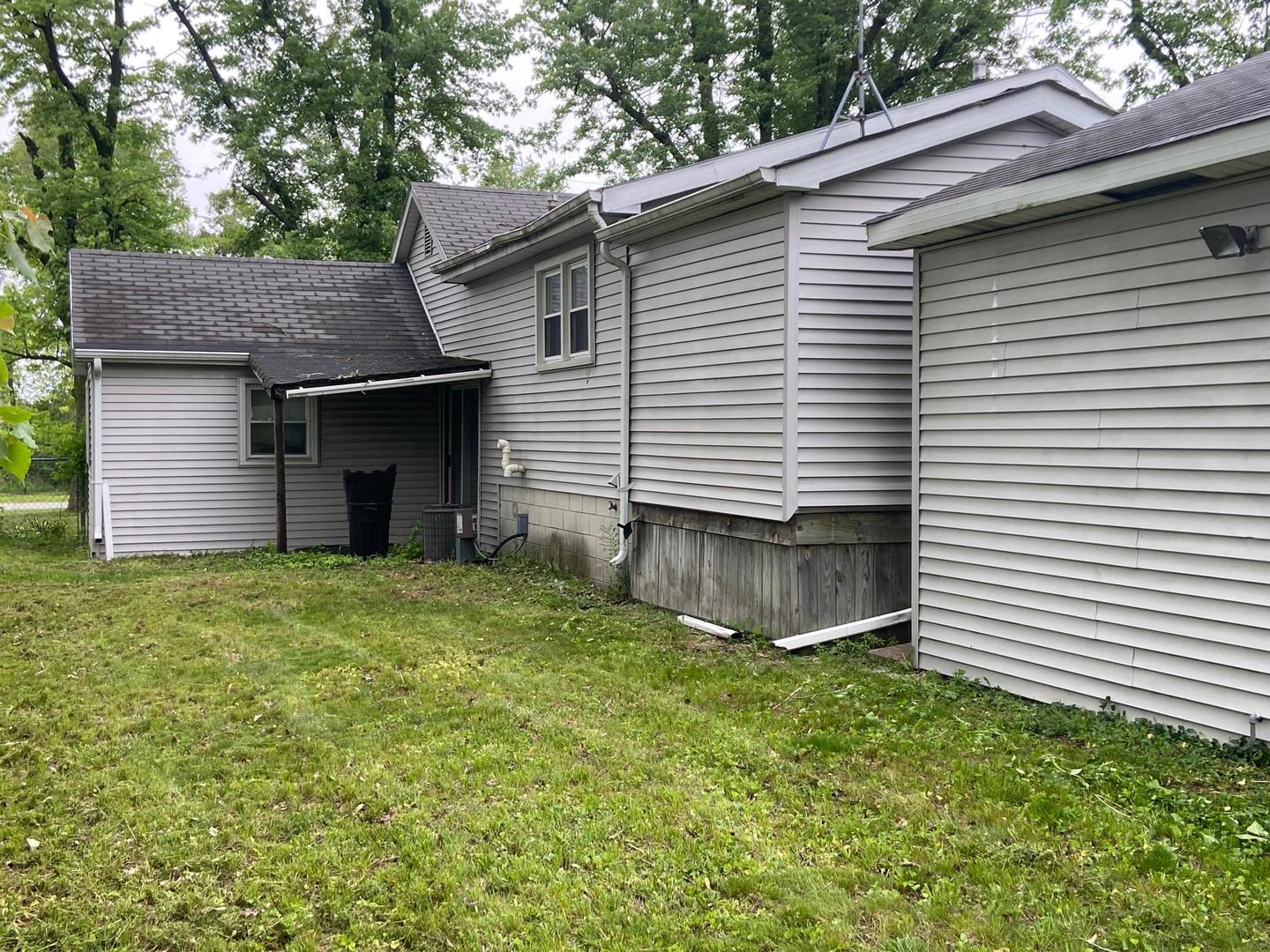 18020 RIDGELAND Avenue, Lansing, IL 60438