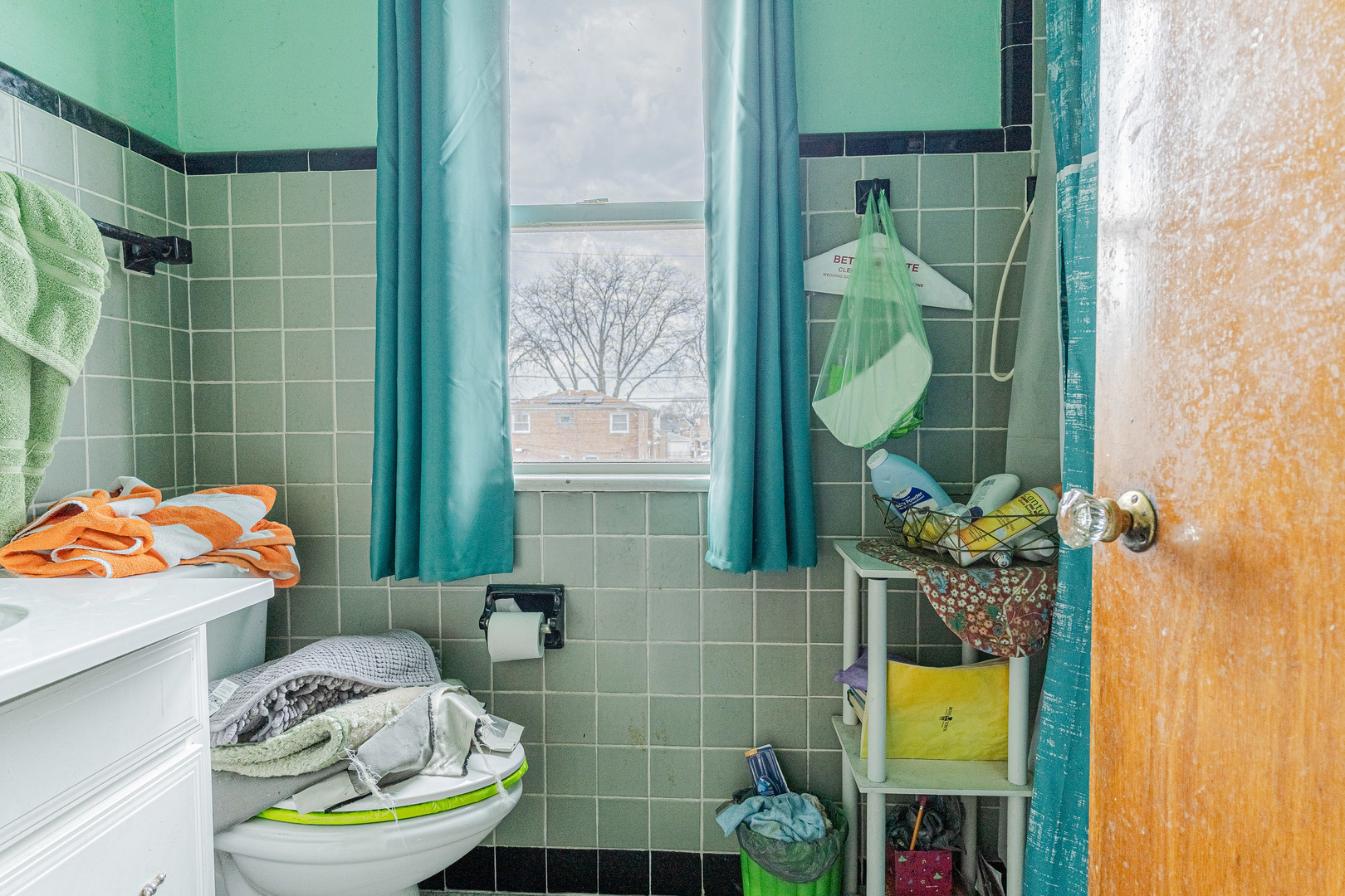 8026 S Fairfield Avenue, Chicago, IL 60652