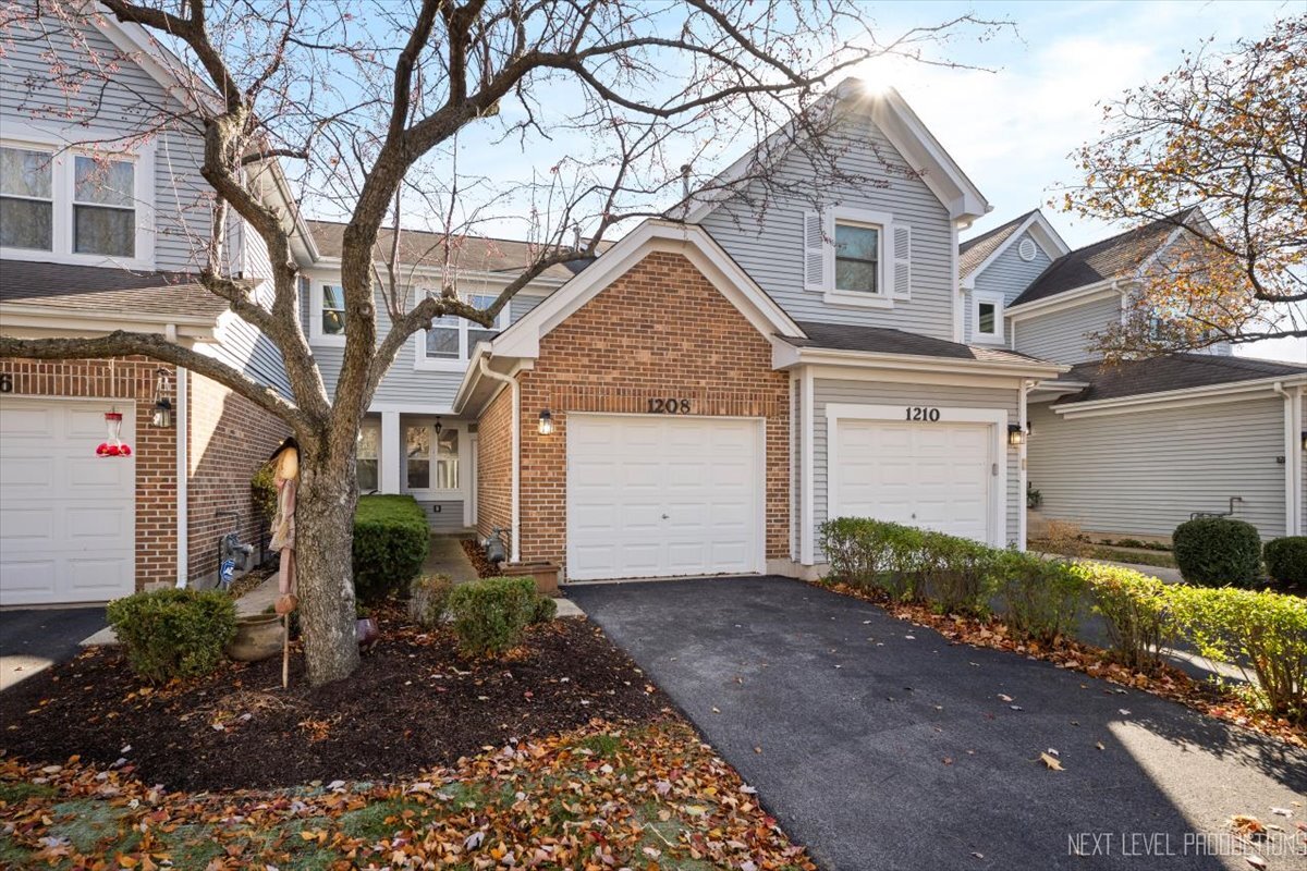 1208 Tennyson Lane, Naperville, IL 60540