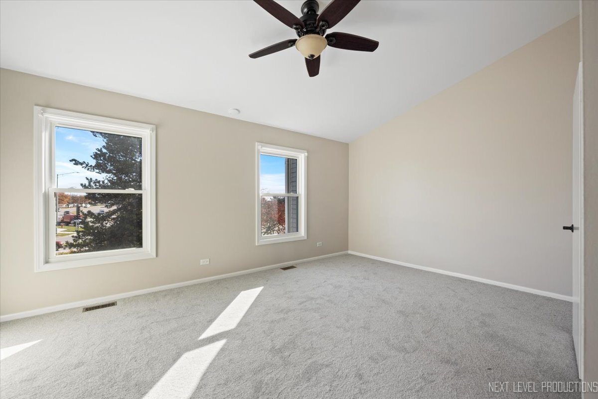 1208 Tennyson Lane, Naperville, IL 60540