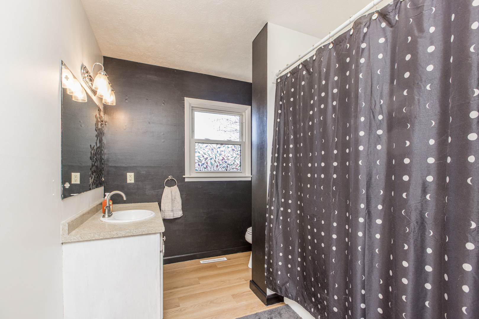 1211 Sandburg Drive, Bloomington, IL 61704