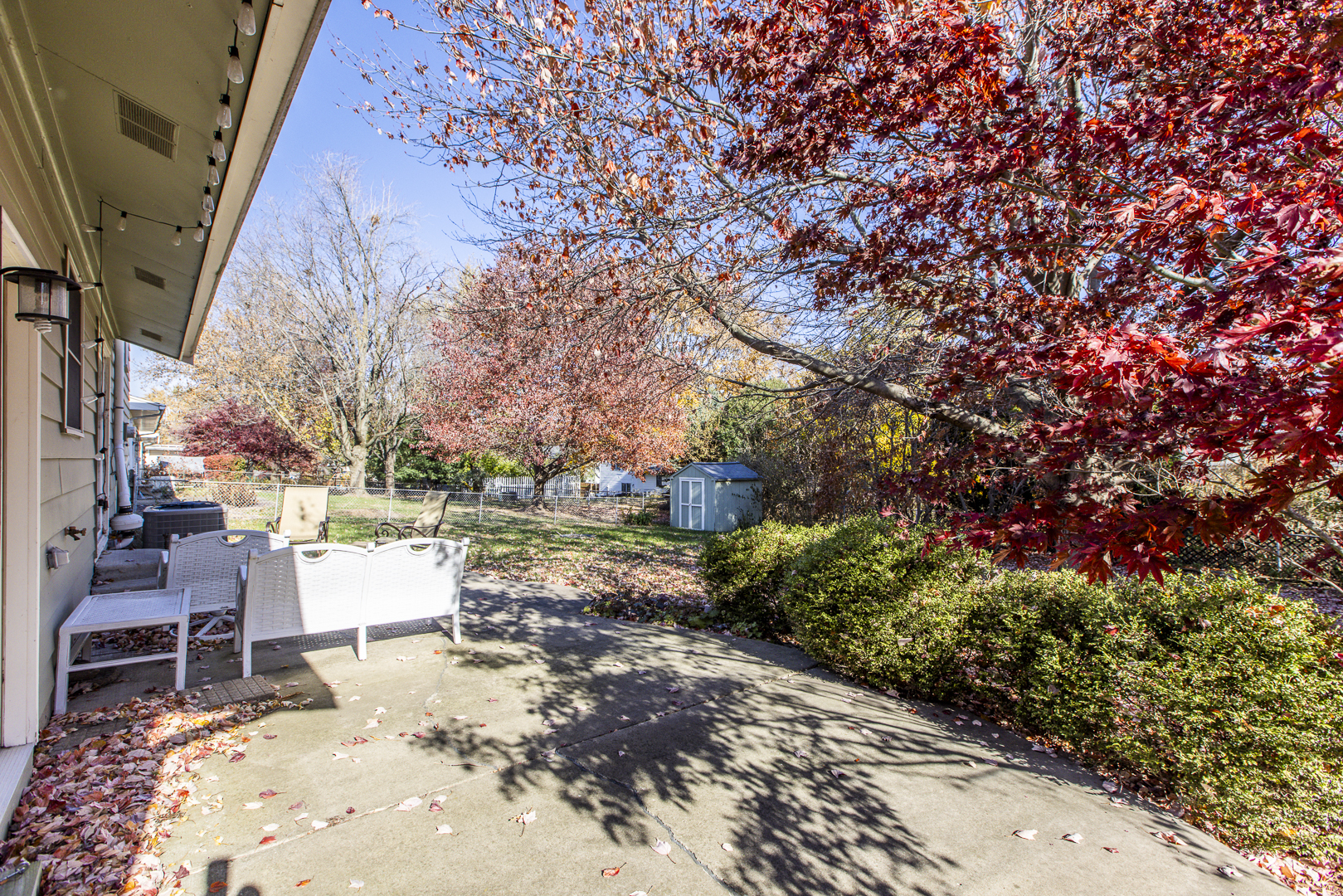 1211 Sandburg Drive, Bloomington, IL 61704