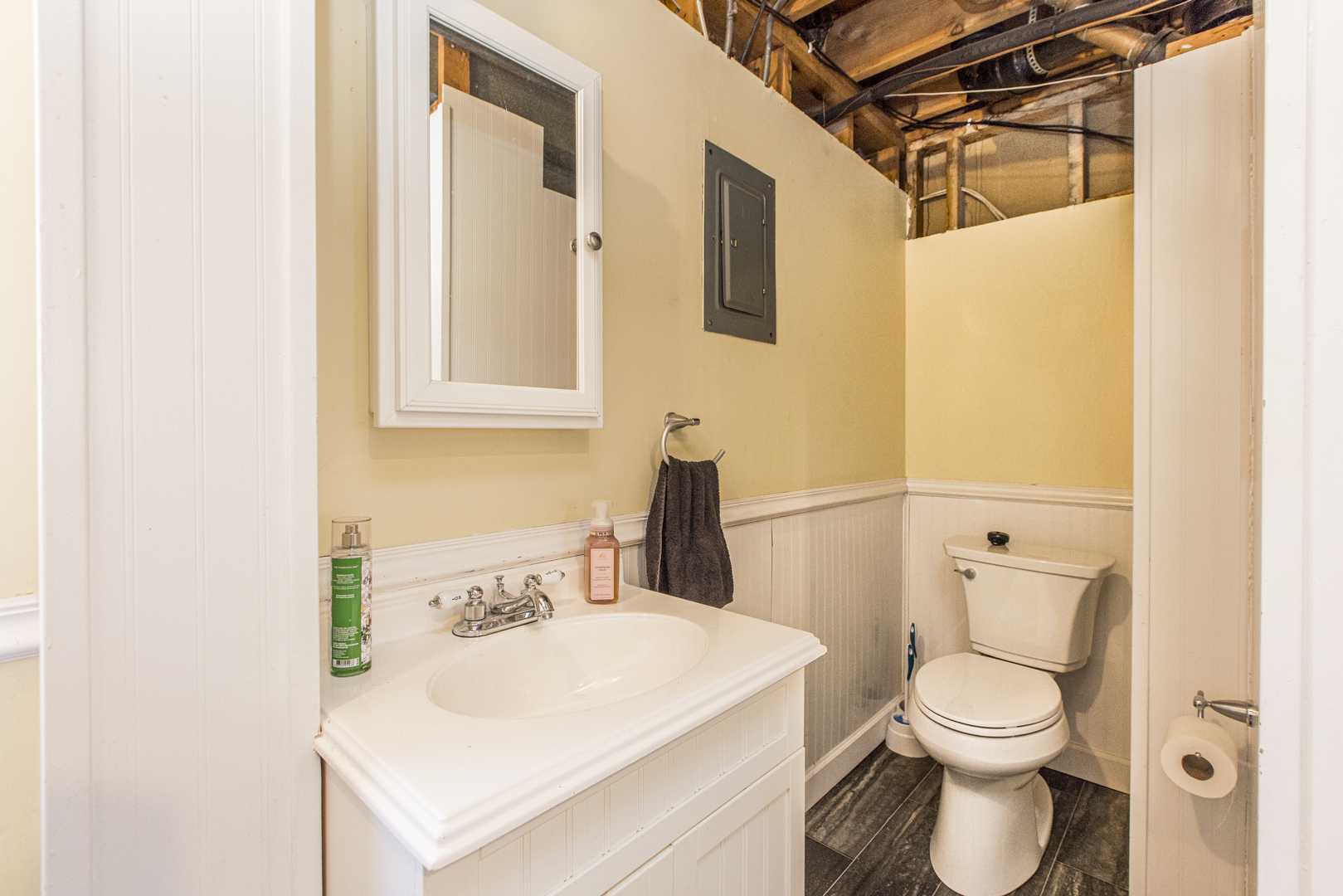 1211 Sandburg Drive, Bloomington, IL 61704