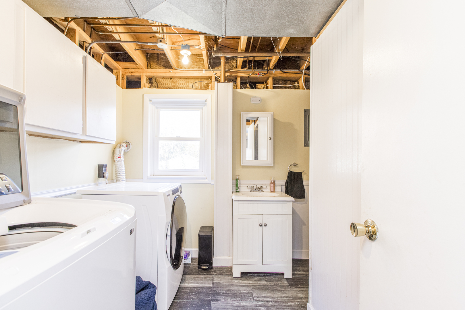 1211 Sandburg Drive, Bloomington, IL 61704