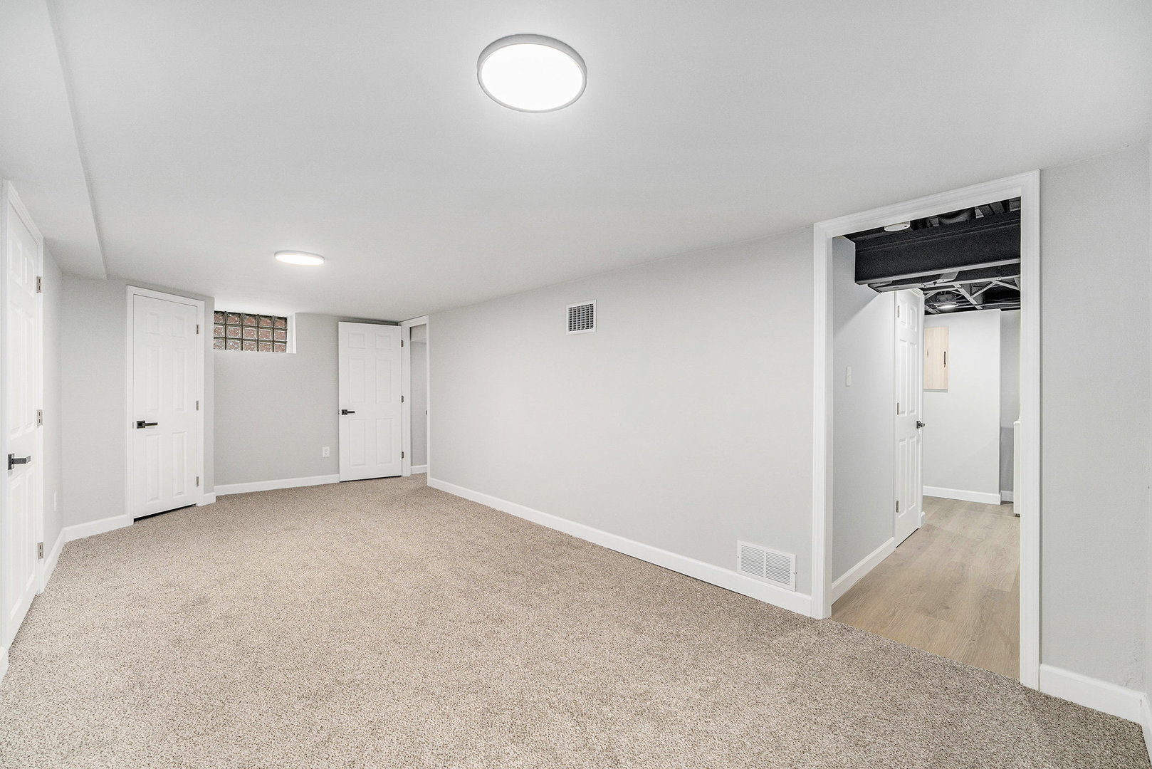 18122 Wentworth Avenue, Lansing, IL 60438