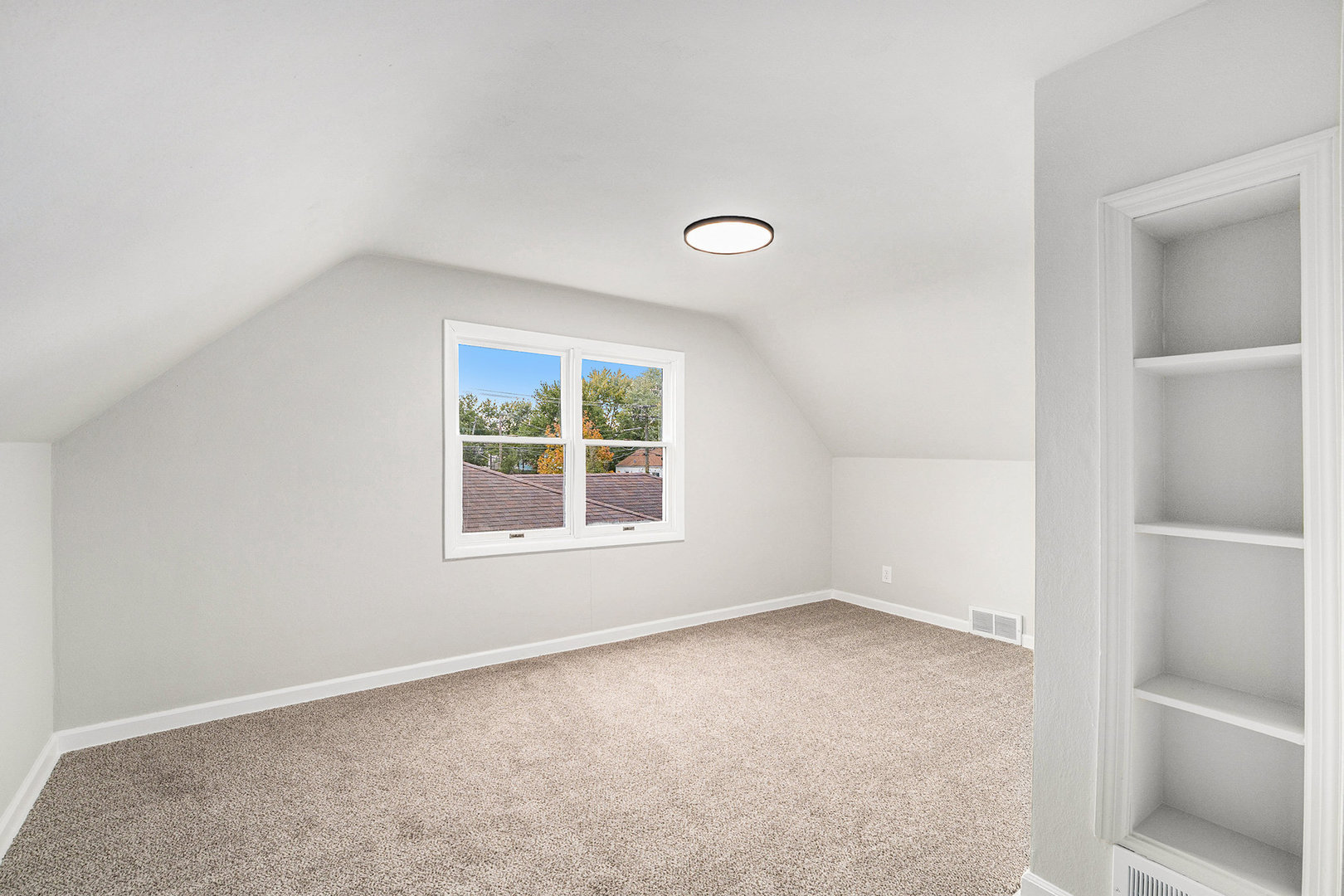 18122 Wentworth Avenue, Lansing, IL 60438