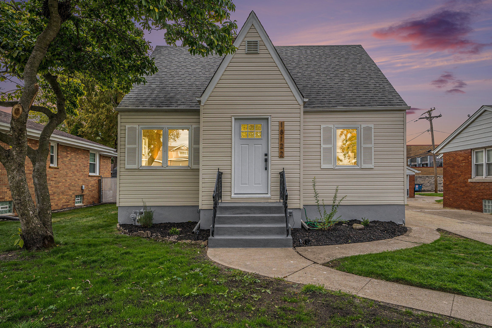 18122 Wentworth Avenue, Lansing, IL 60438