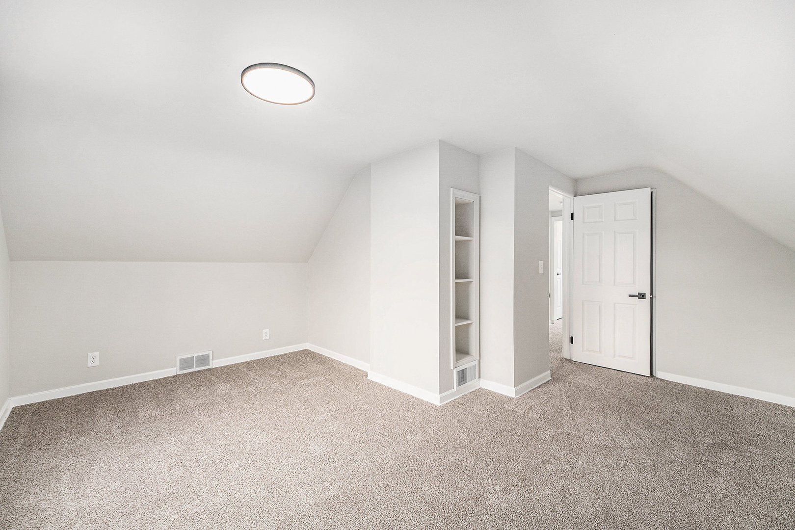 18122 Wentworth Avenue, Lansing, IL 60438