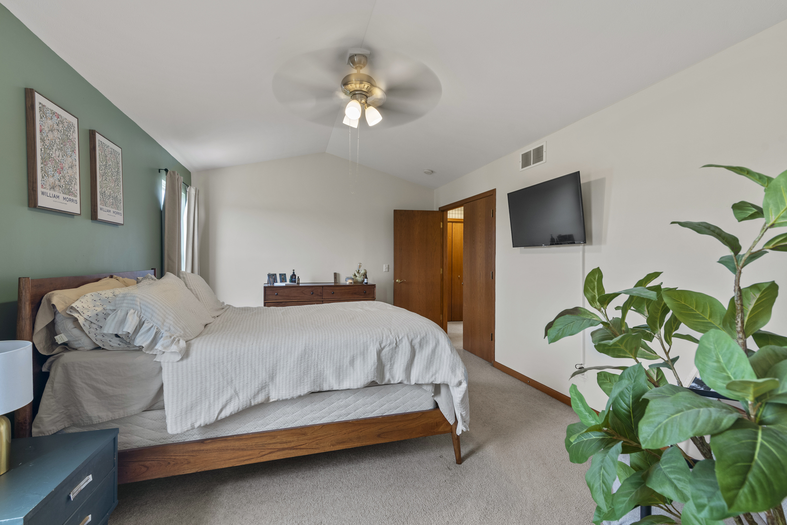 15511 Hickory Lane, South Beloit, IL 61080