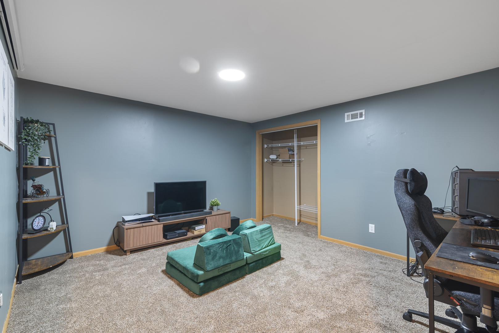 15511 Hickory Lane, South Beloit, IL 61080