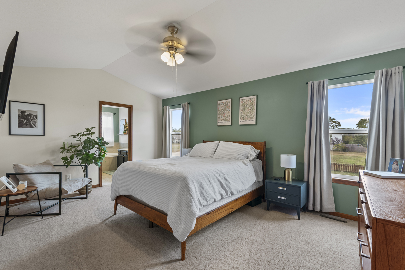 15511 Hickory Lane, South Beloit, IL 61080