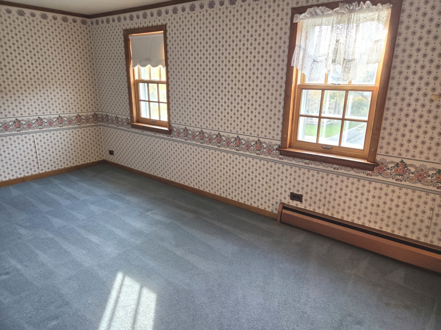 5651 N Neva Avenue, Chicago, IL 60631