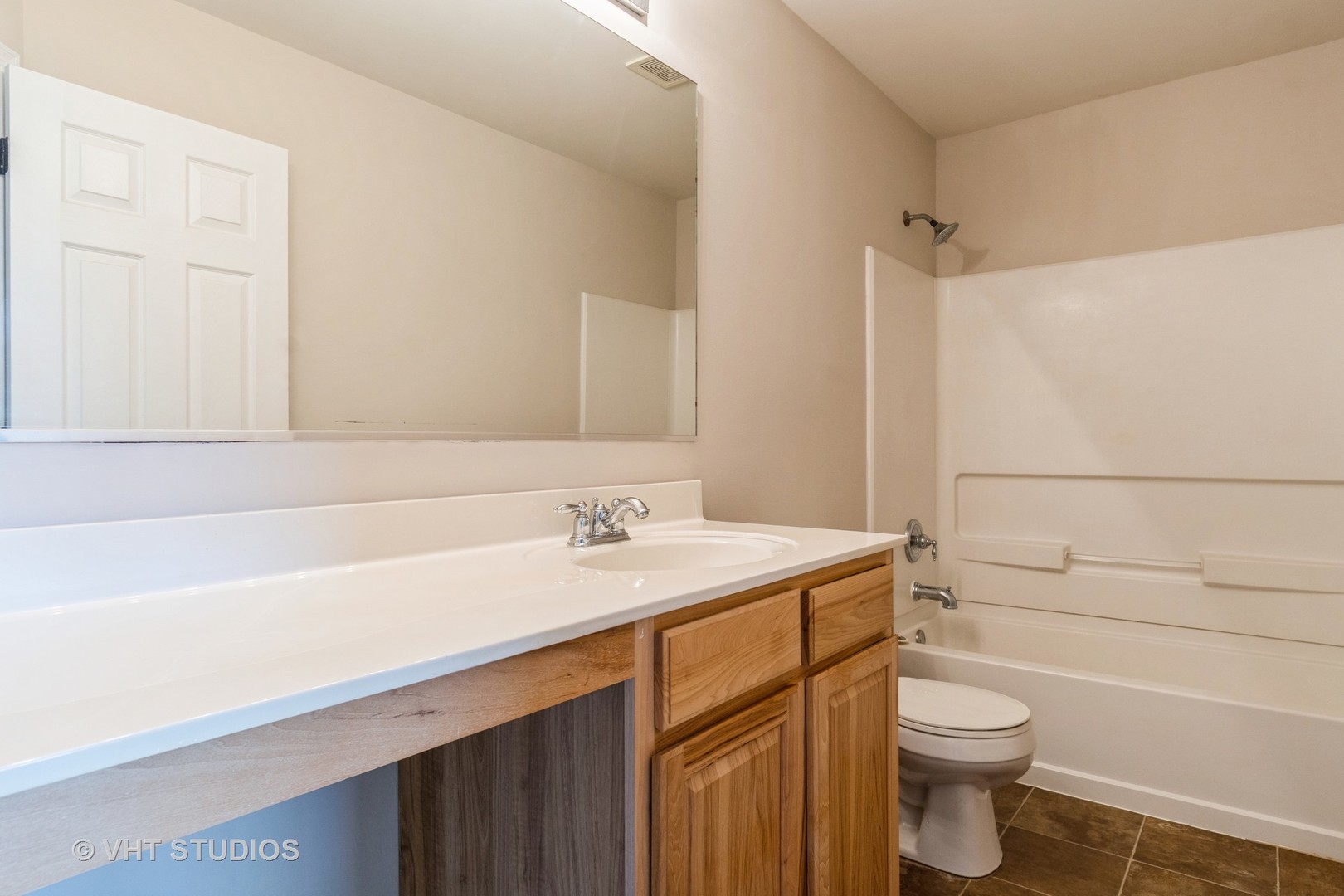 1028 HERON Circle #1028, Joliet, IL 60431