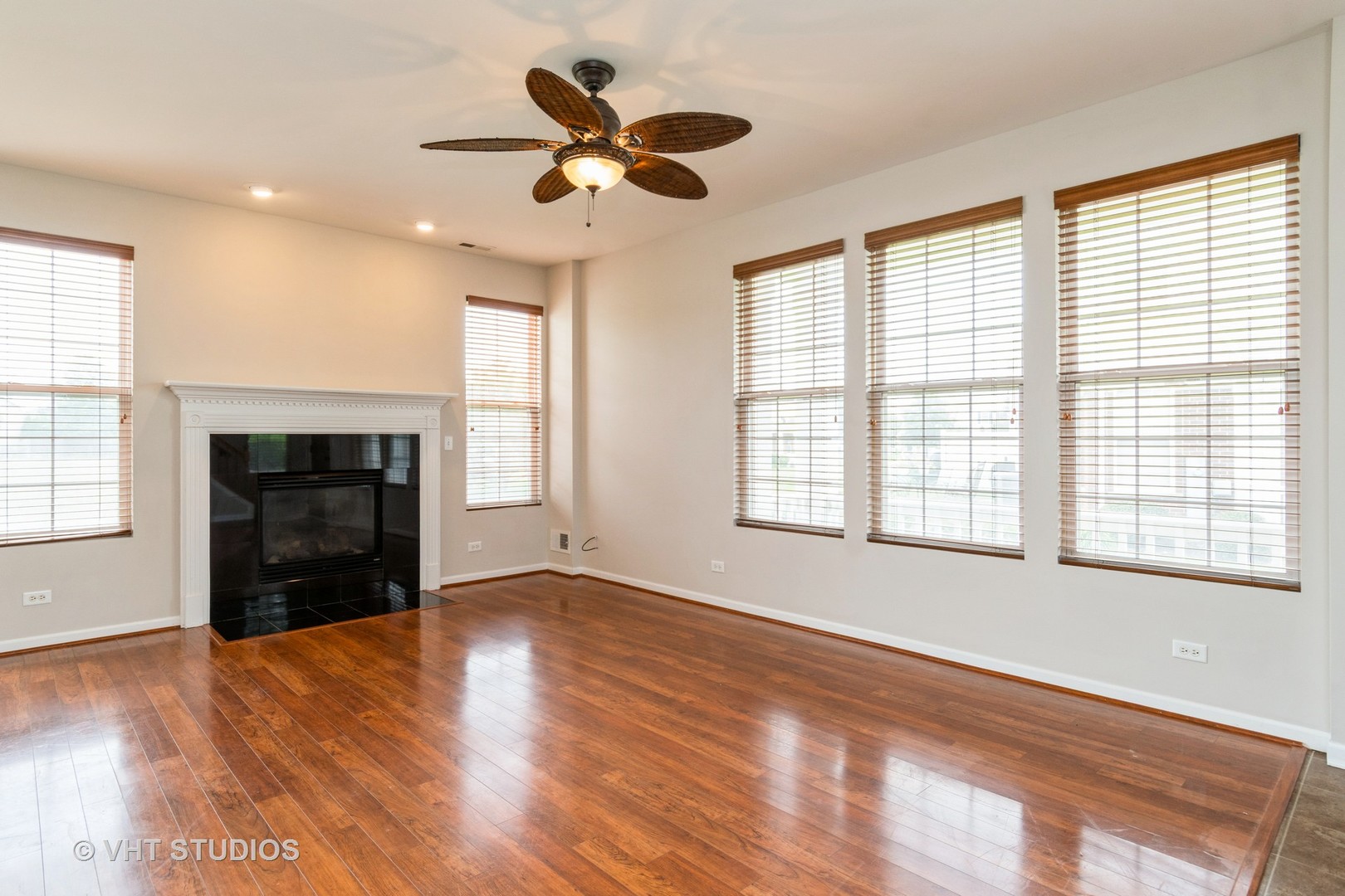 1028 HERON Circle #1028, Joliet, IL 60431