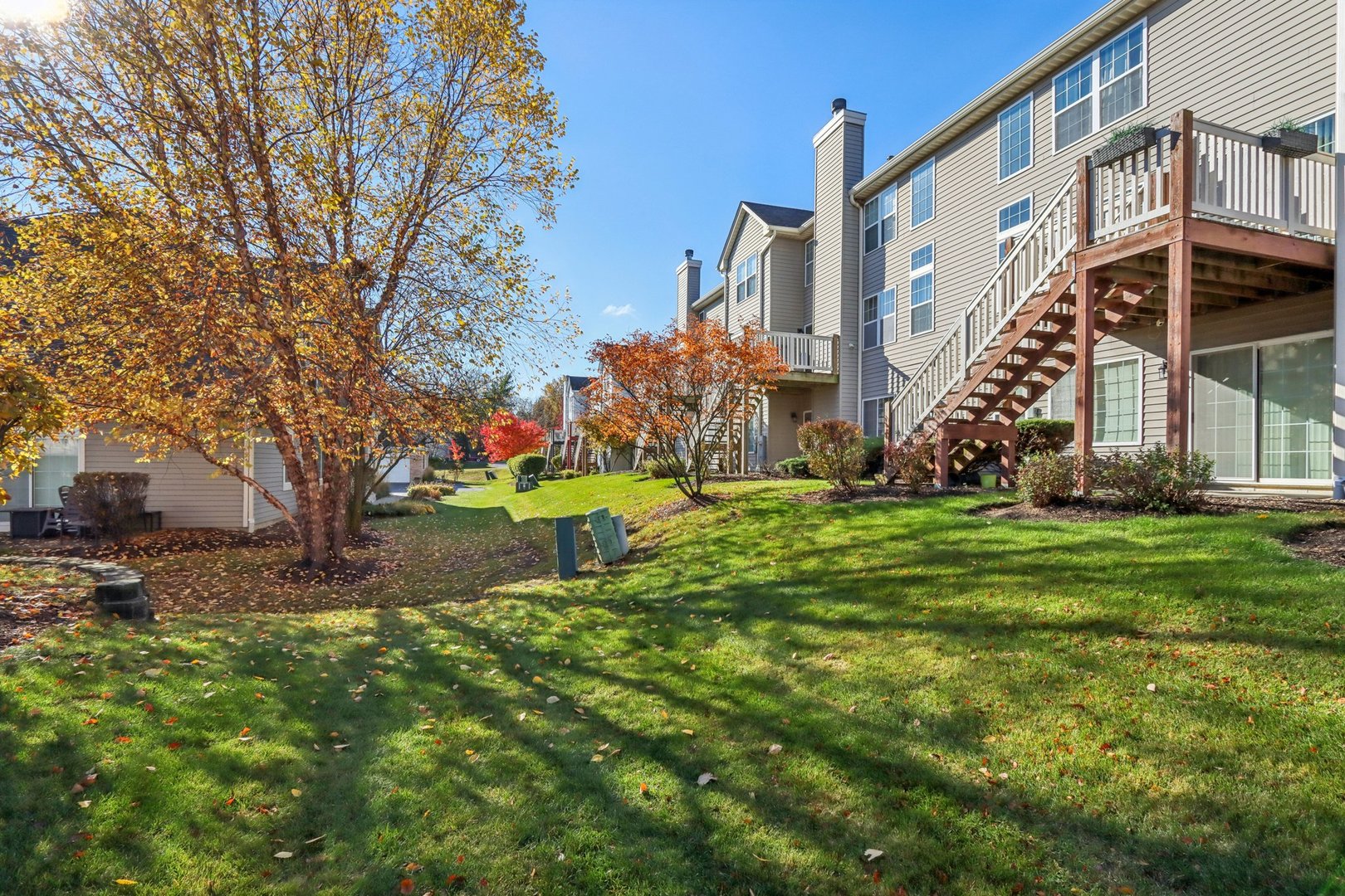 533 Blue Springs Drive, Fox Lake, IL 60020