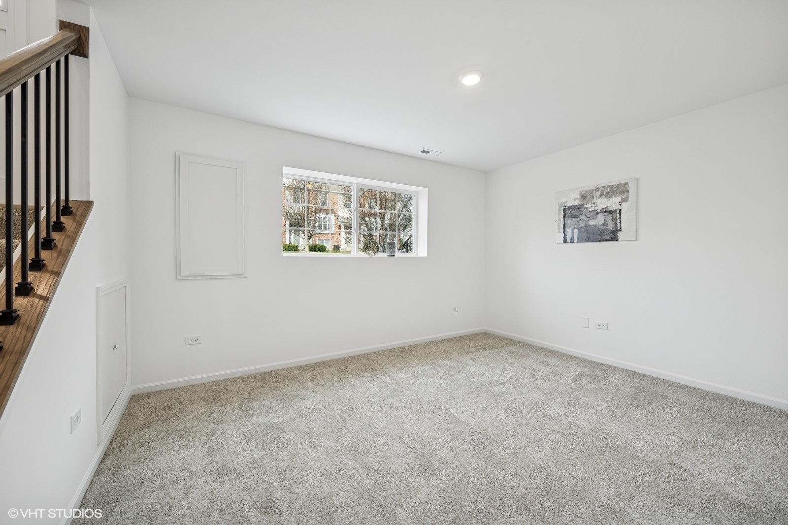 1204 Neubauer Circle #1304, Lindenhurst, IL 60046