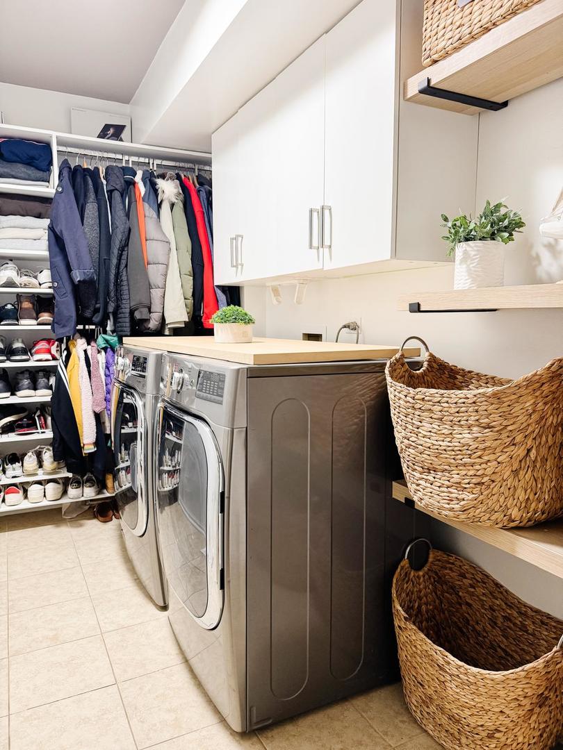 2305 CANDLEWOOD Court, Plainfield, IL 60586