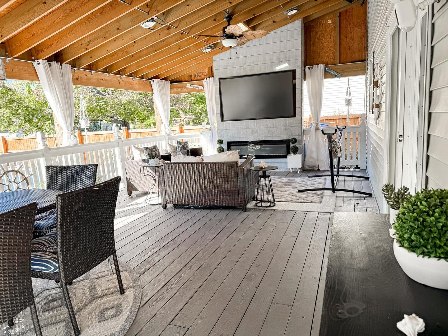 2305 CANDLEWOOD Court, Plainfield, IL 60586