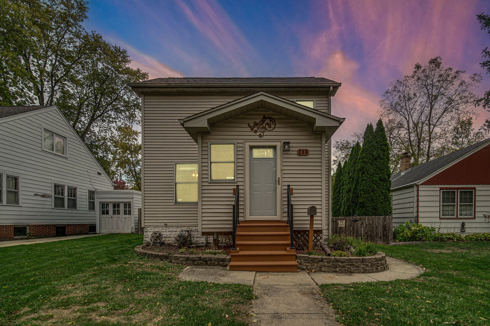 235 INGALTON Avenue, West Chicago, IL 60185