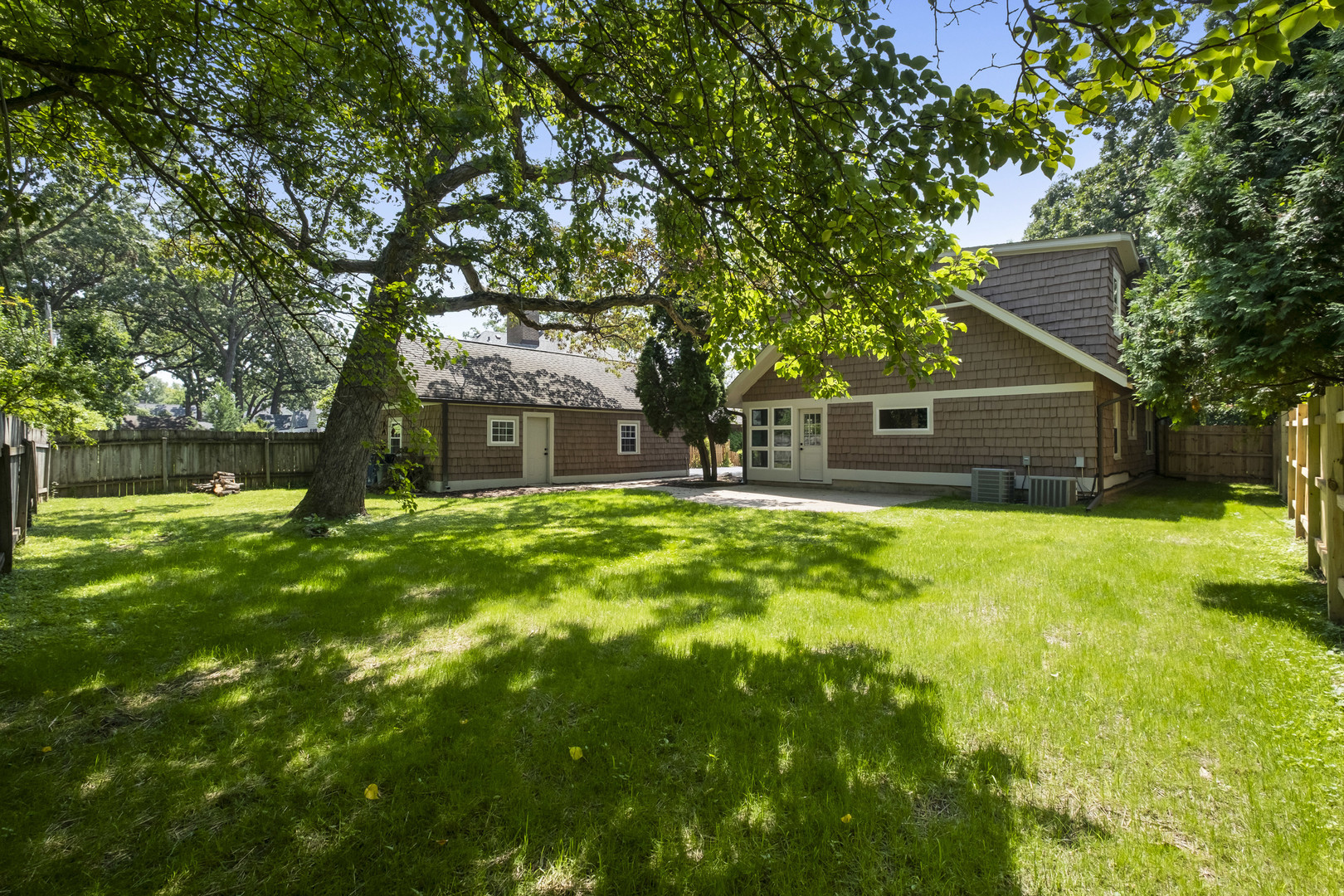 1410 Berkley Court, Deerfield, IL 60015