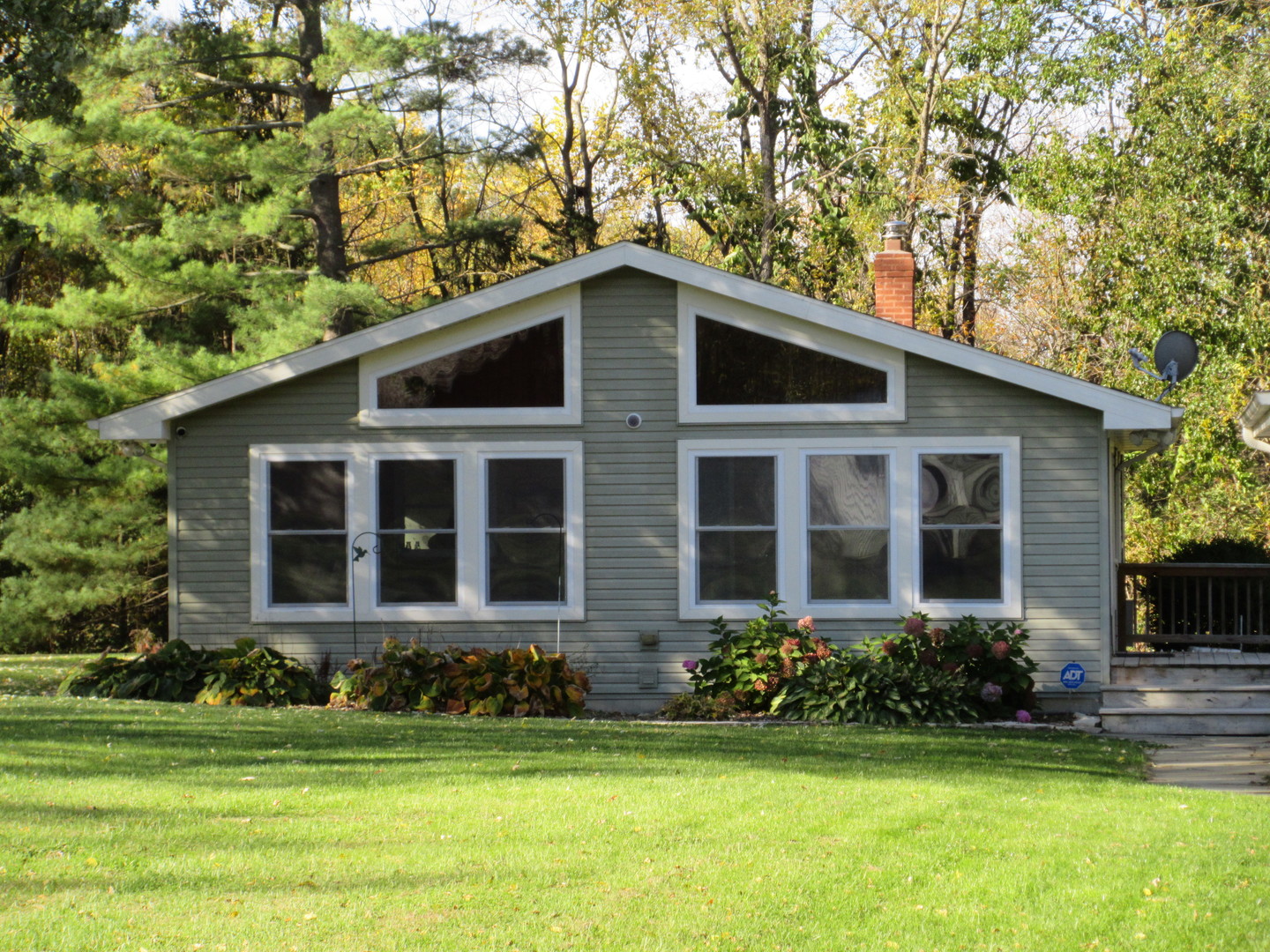 16196 E 7000N Road, Grant Park, IL 60940