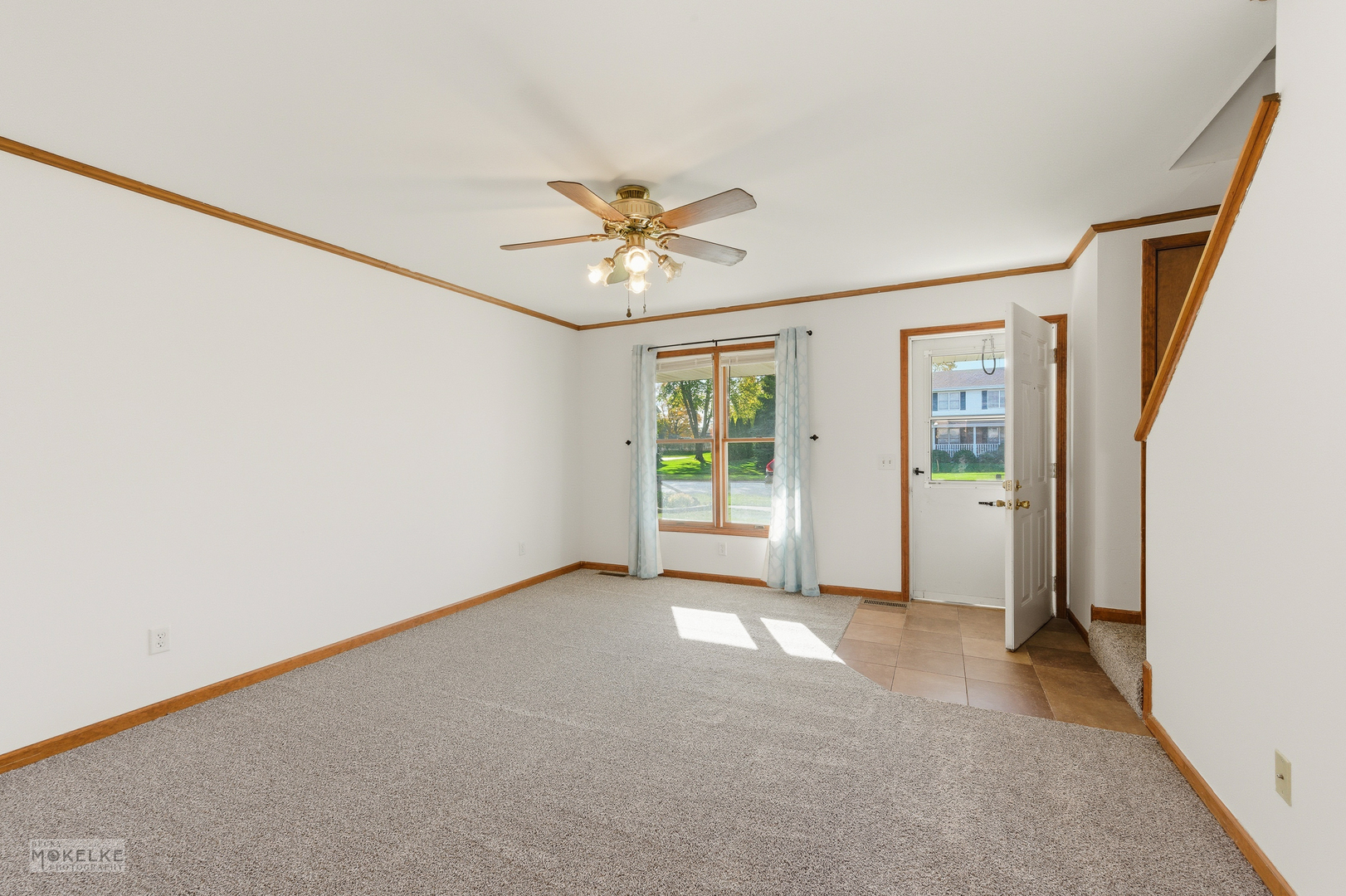 105 COLONIAL Parkway #B, Yorkville, IL 60560