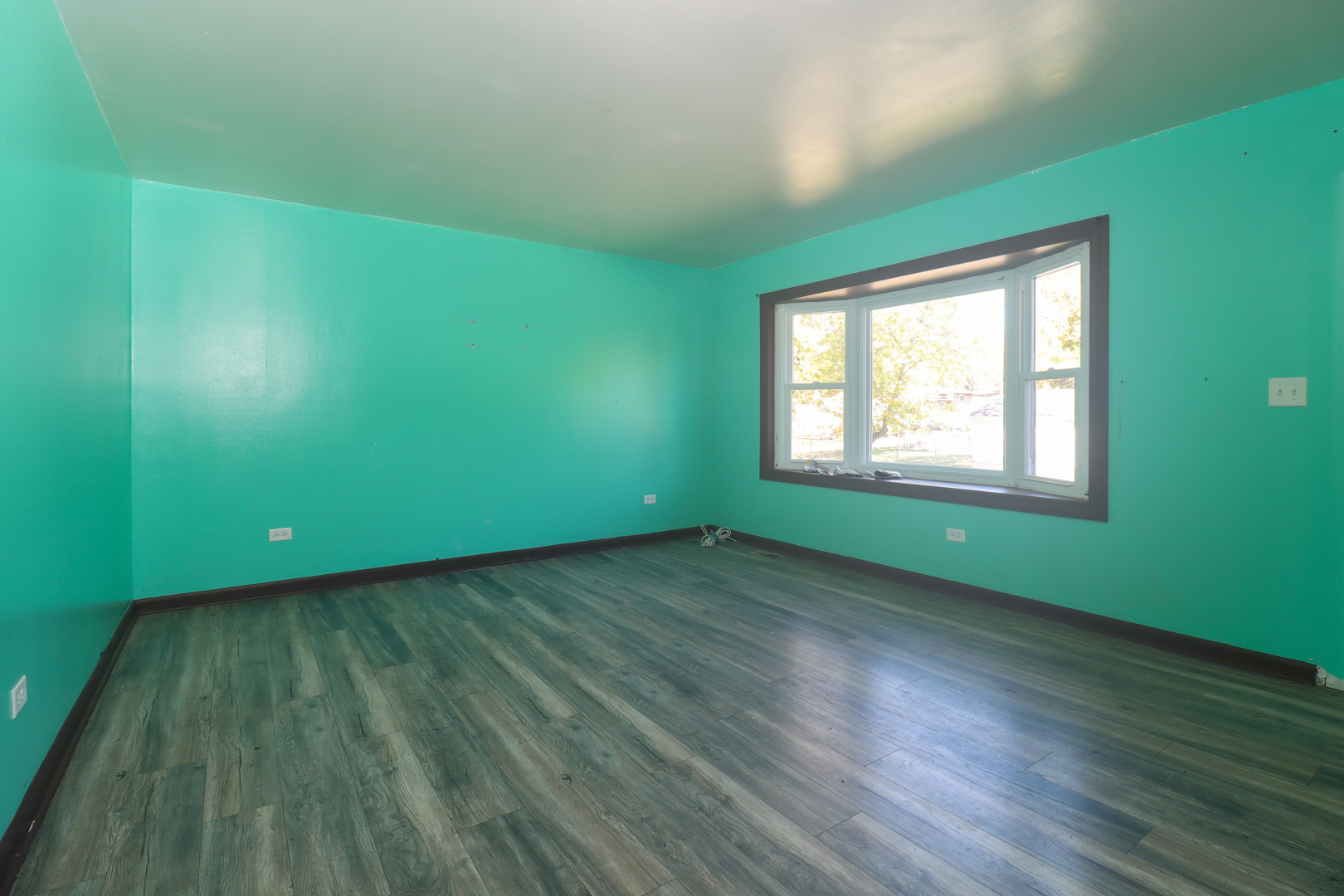 2200 Hermon Avenue, Zion, IL 60099