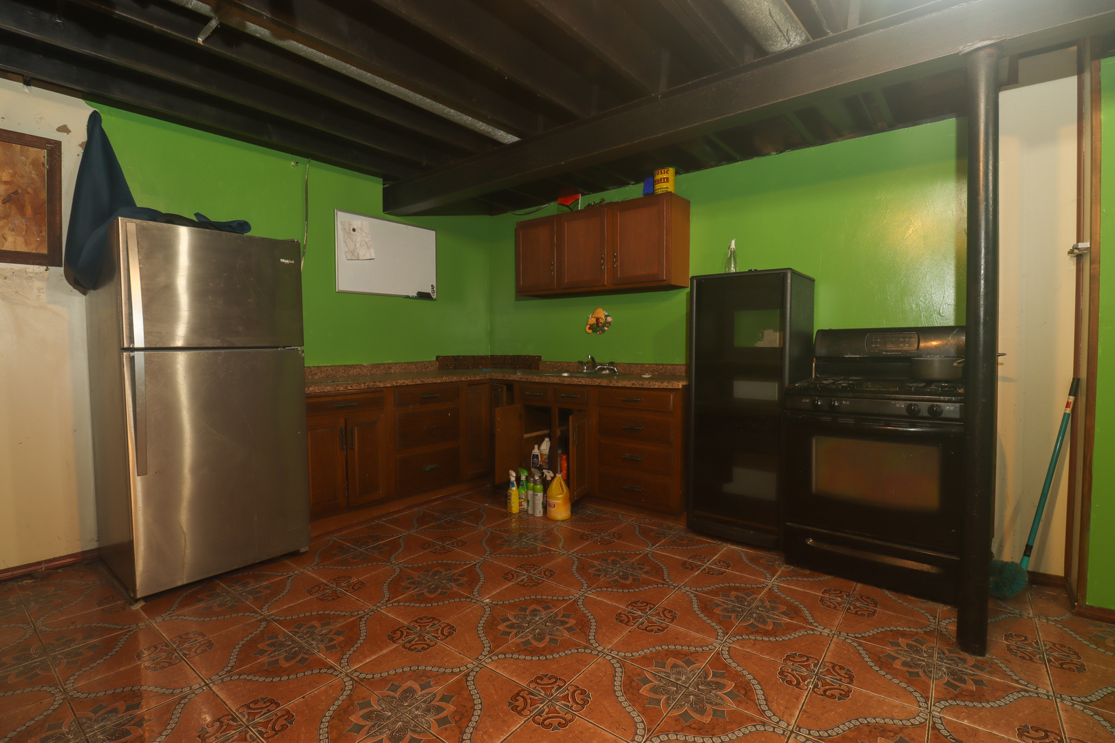 2200 Hermon Avenue, Zion, IL 60099