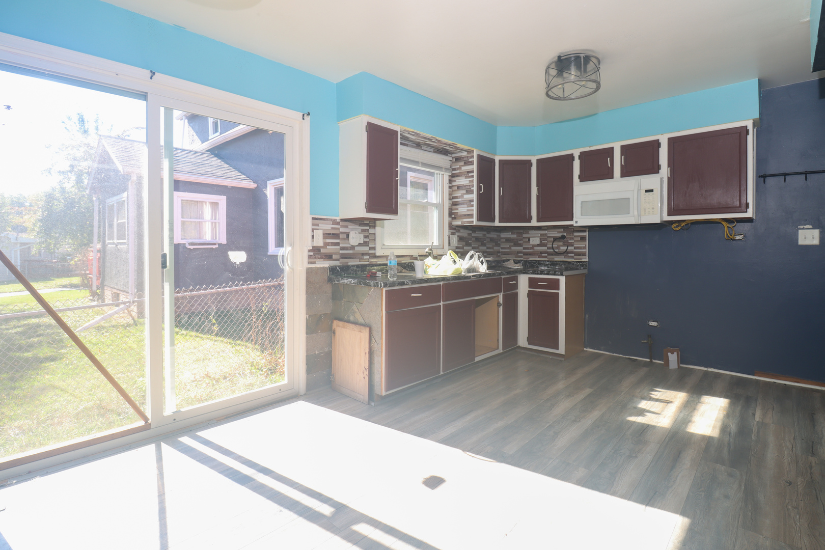 2200 Hermon Avenue, Zion, IL 60099