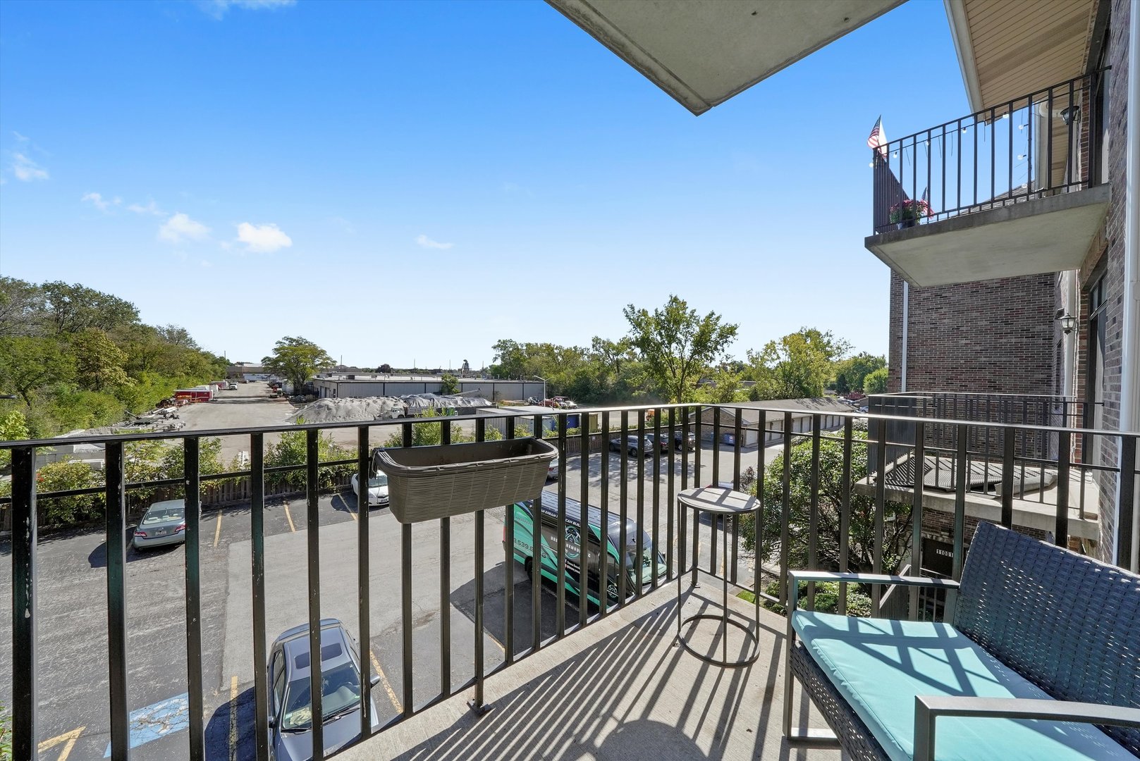 11001 Deblin Lane #203, Oak Lawn, IL 60453