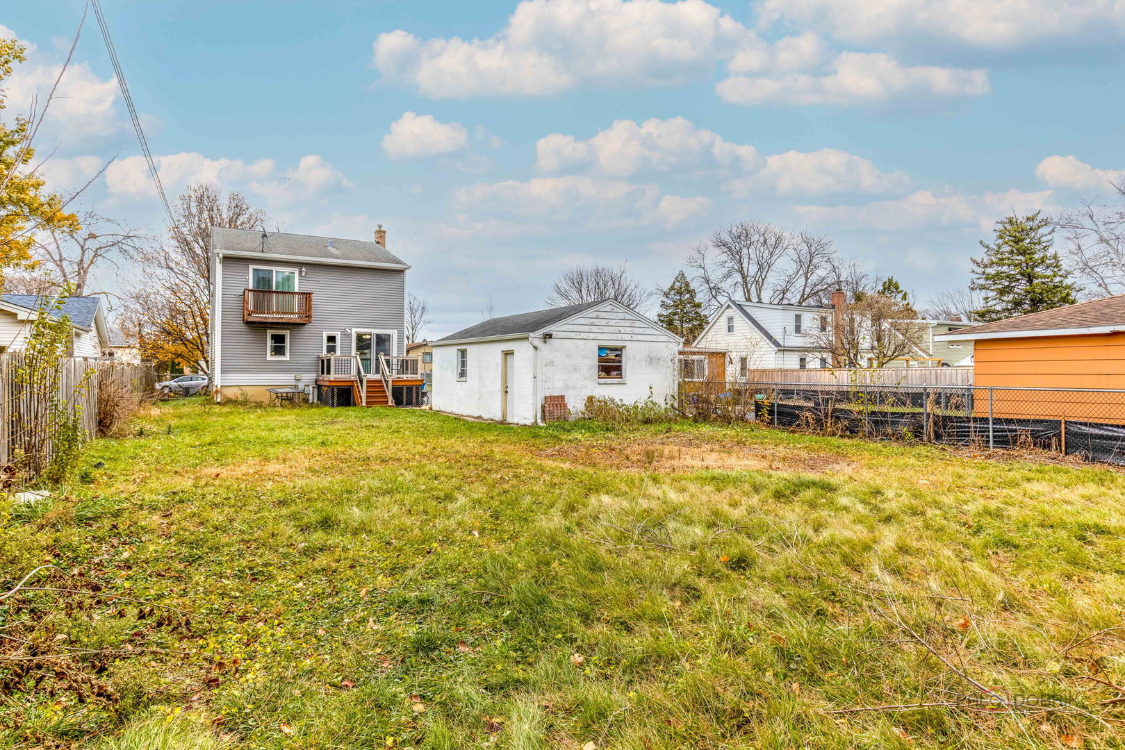 516 N Emroy Avenue, Elmhurst, IL 60126