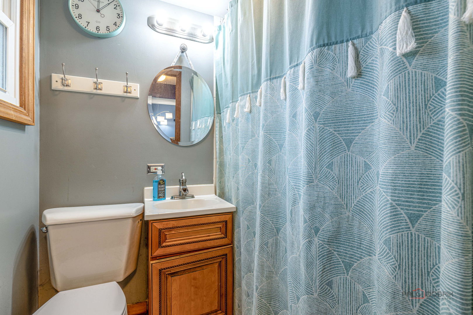 516 N Emroy Avenue, Elmhurst, IL 60126