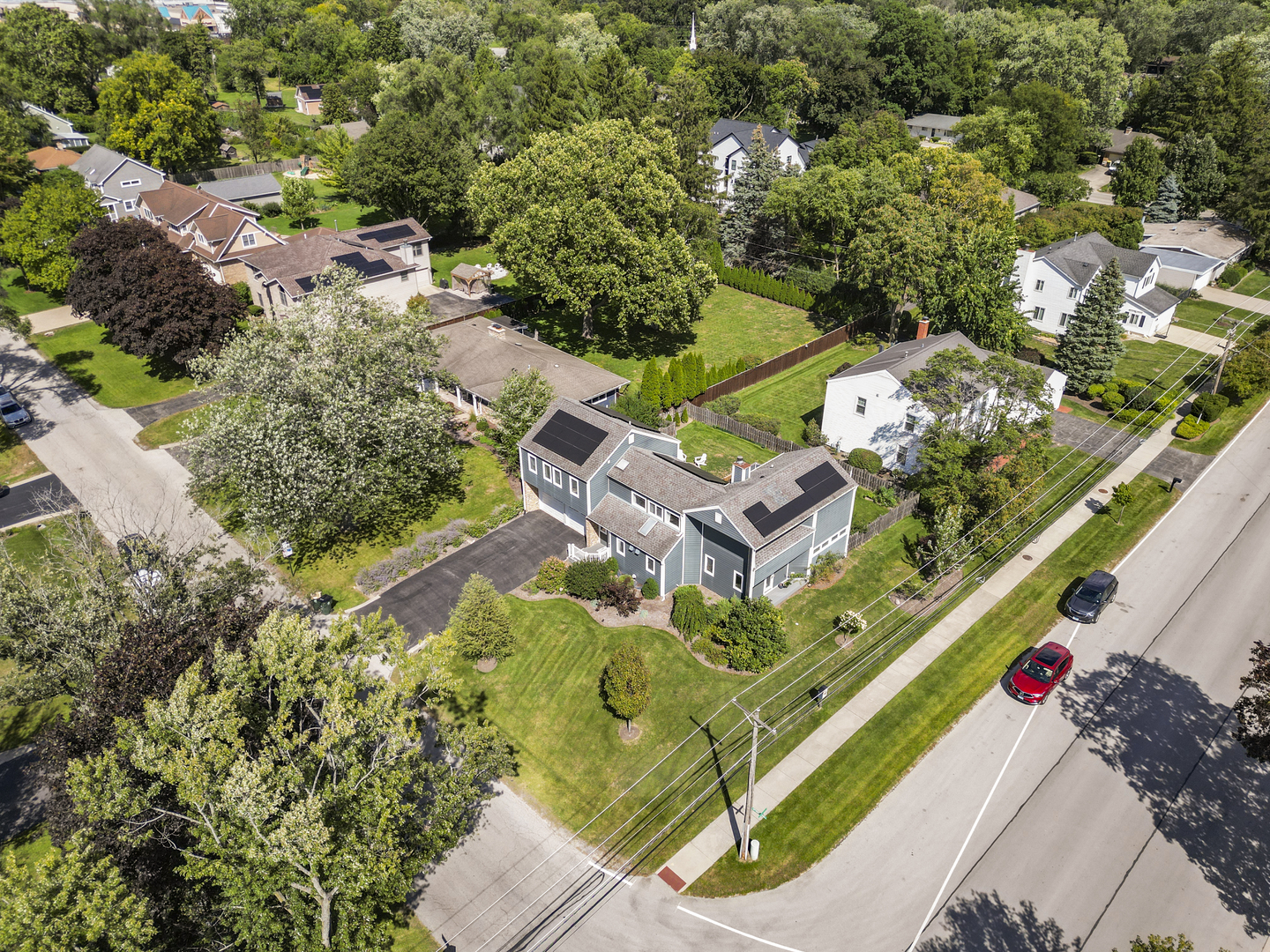 1101 N Stratford Road, Arlington Heights, IL 60004