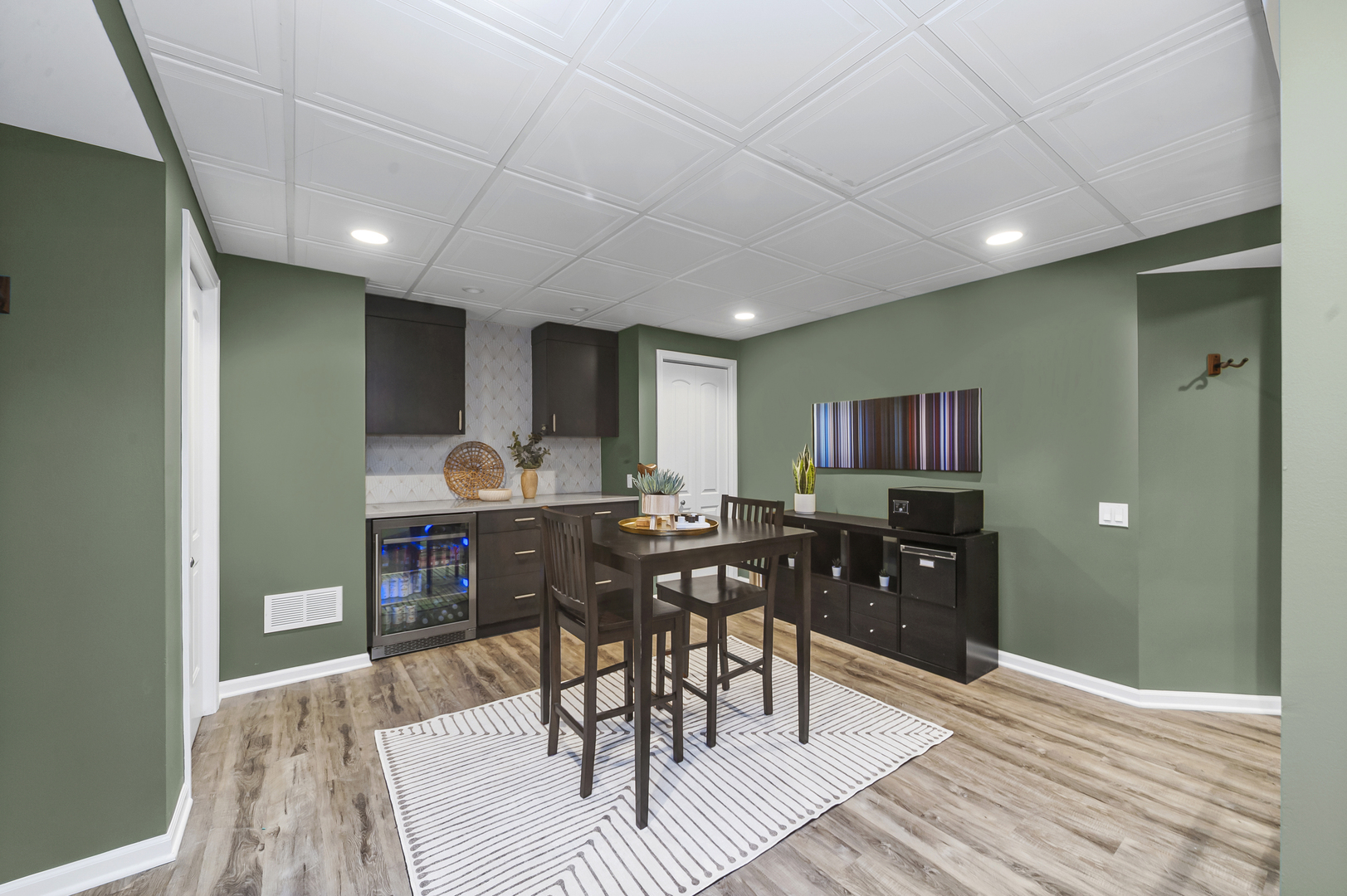 1101 N Stratford Road, Arlington Heights, IL 60004