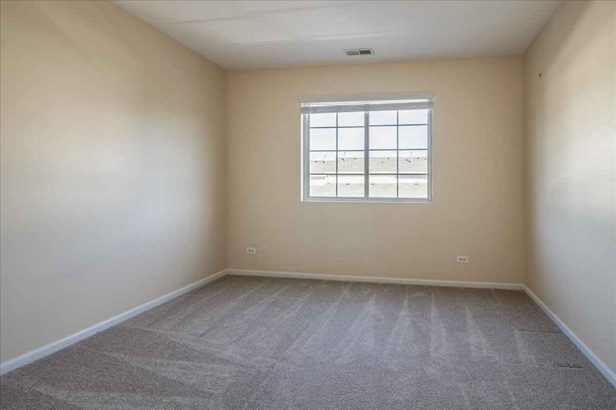 2306 Reflections Drive, Aurora, IL 60502