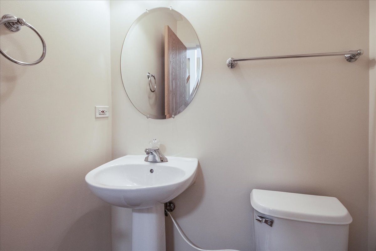 2306 Reflections Drive, Aurora, IL 60502