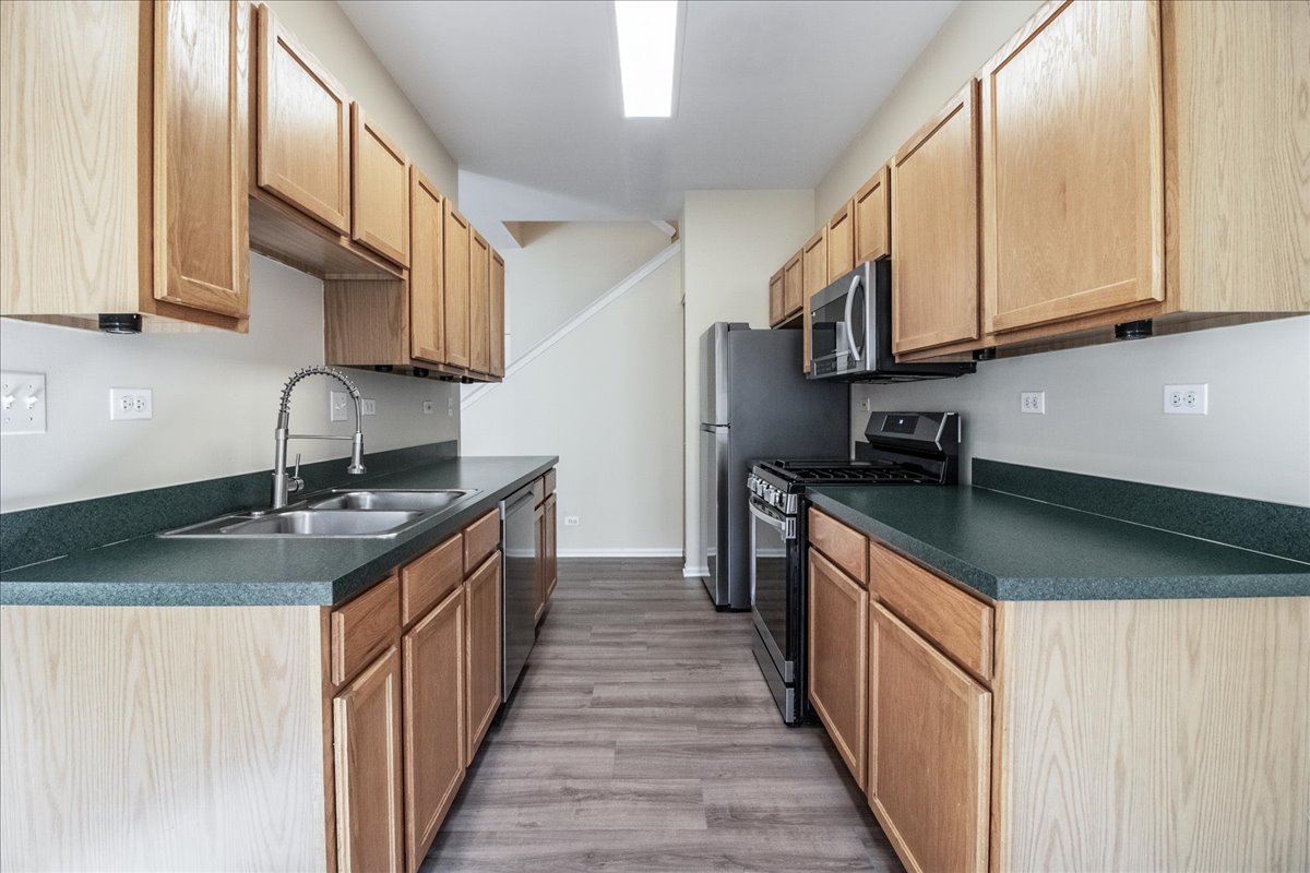 2306 Reflections Drive, Aurora, IL 60502