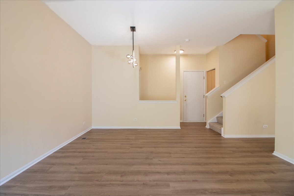 2306 Reflections Drive, Aurora, IL 60502