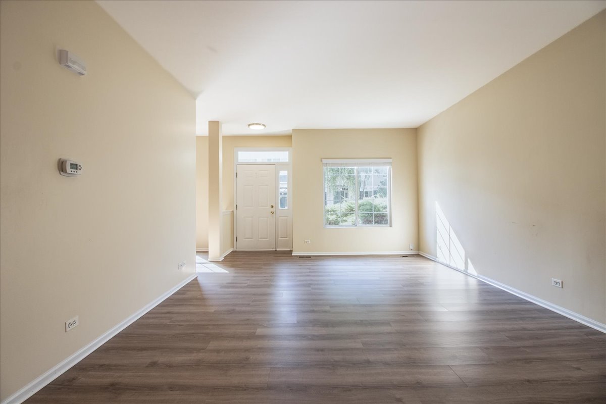 2306 Reflections Drive, Aurora, IL 60502