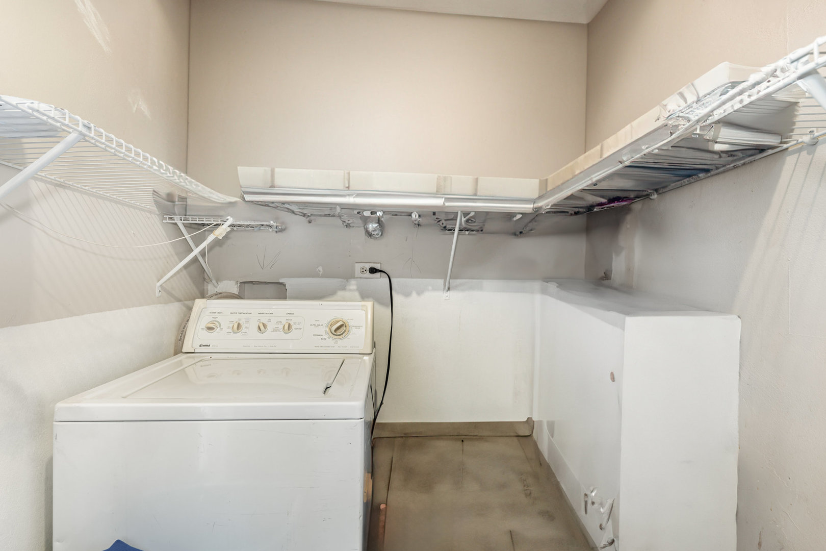 1433 Burnham Avenue, Calumet City, IL 60409