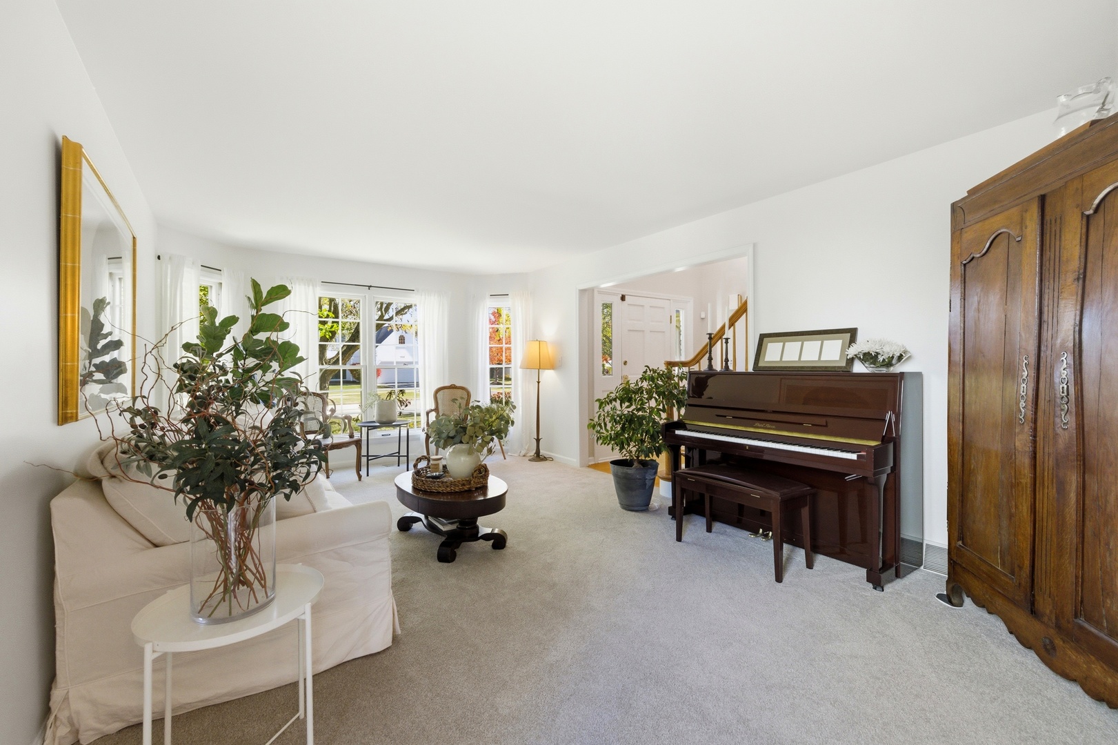 6812 Greene Road, Woodridge, IL 60517