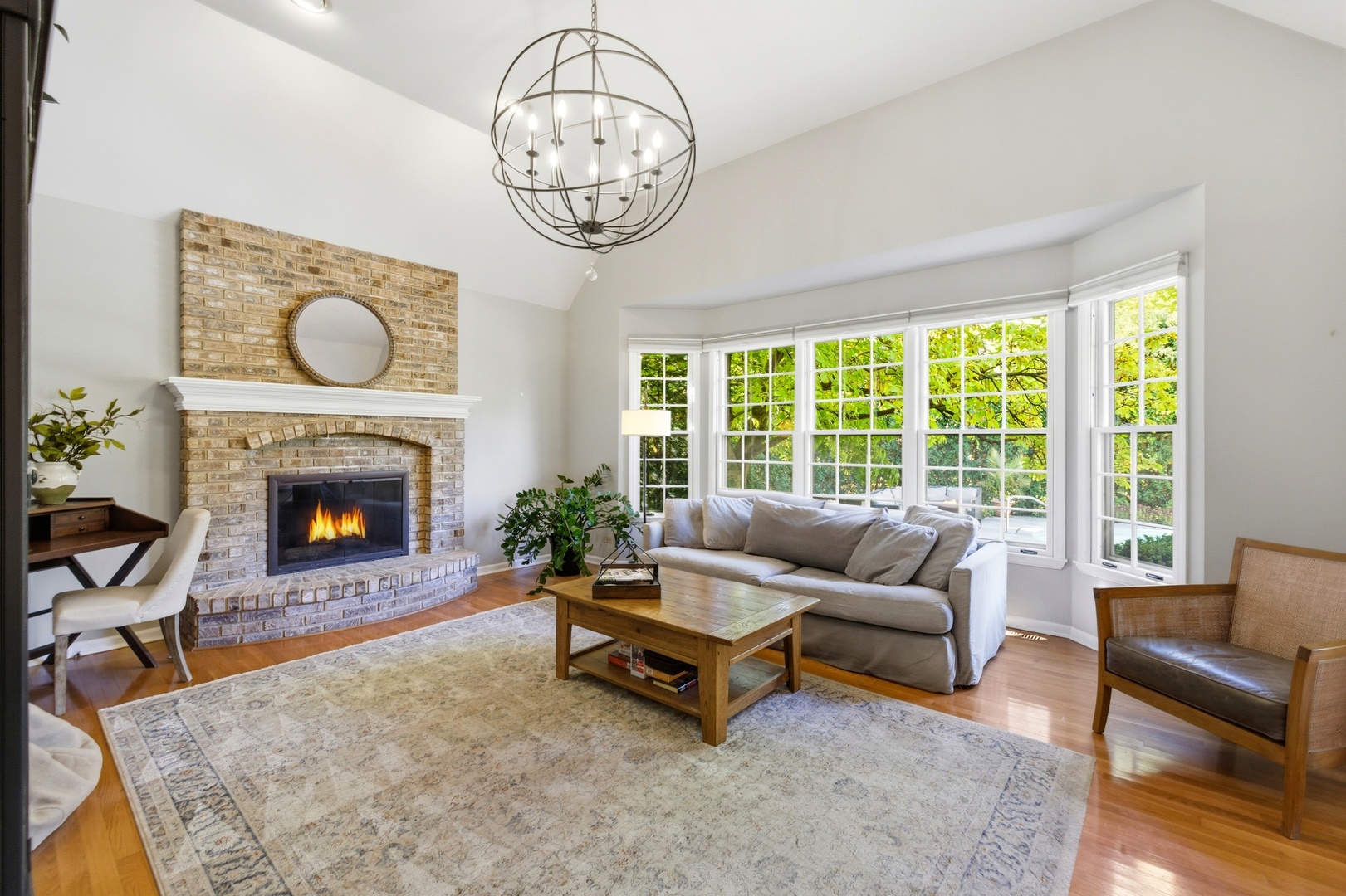 6812 Greene Road, Woodridge, IL 60517