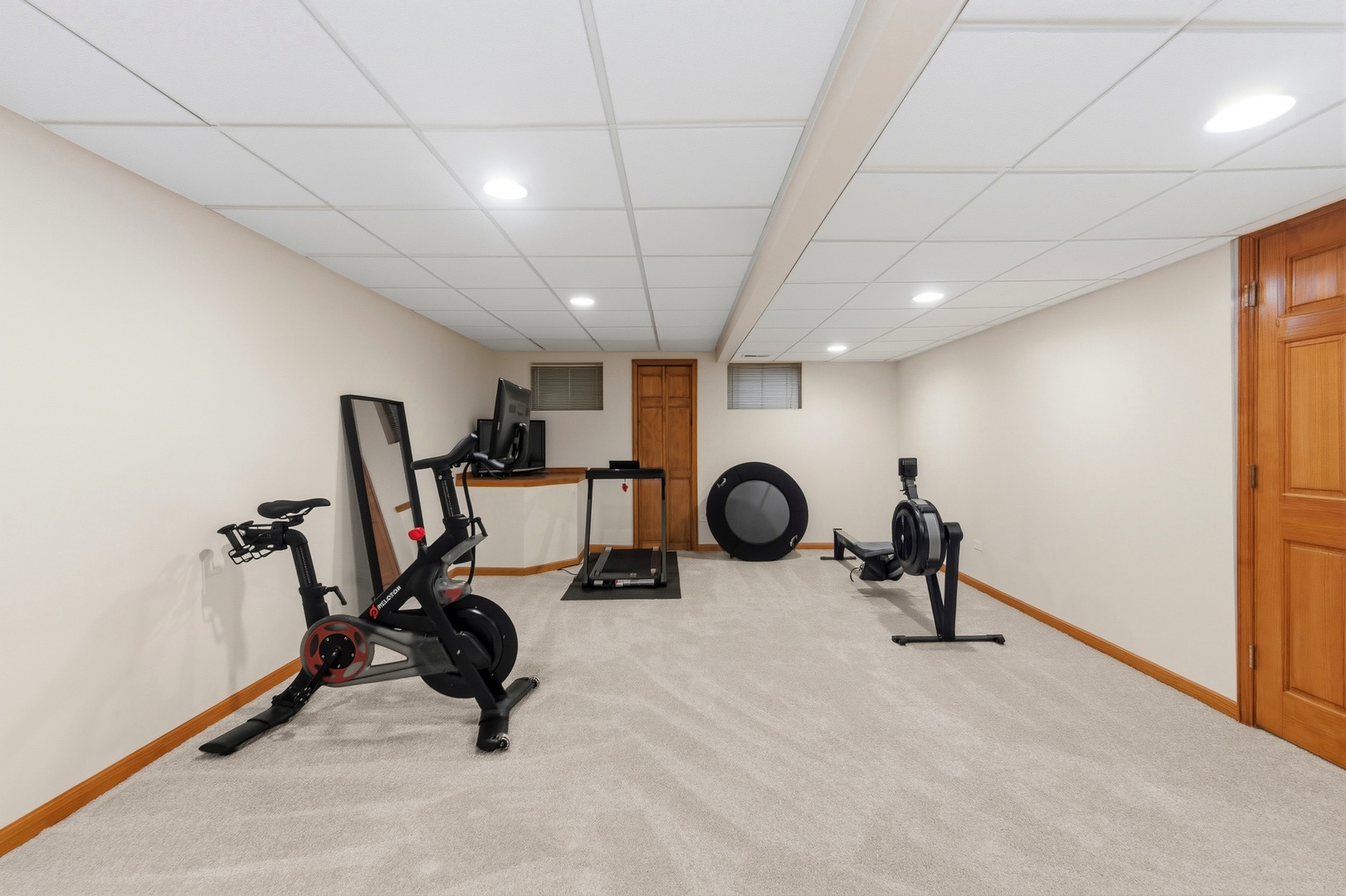 6812 Greene Road, Woodridge, IL 60517