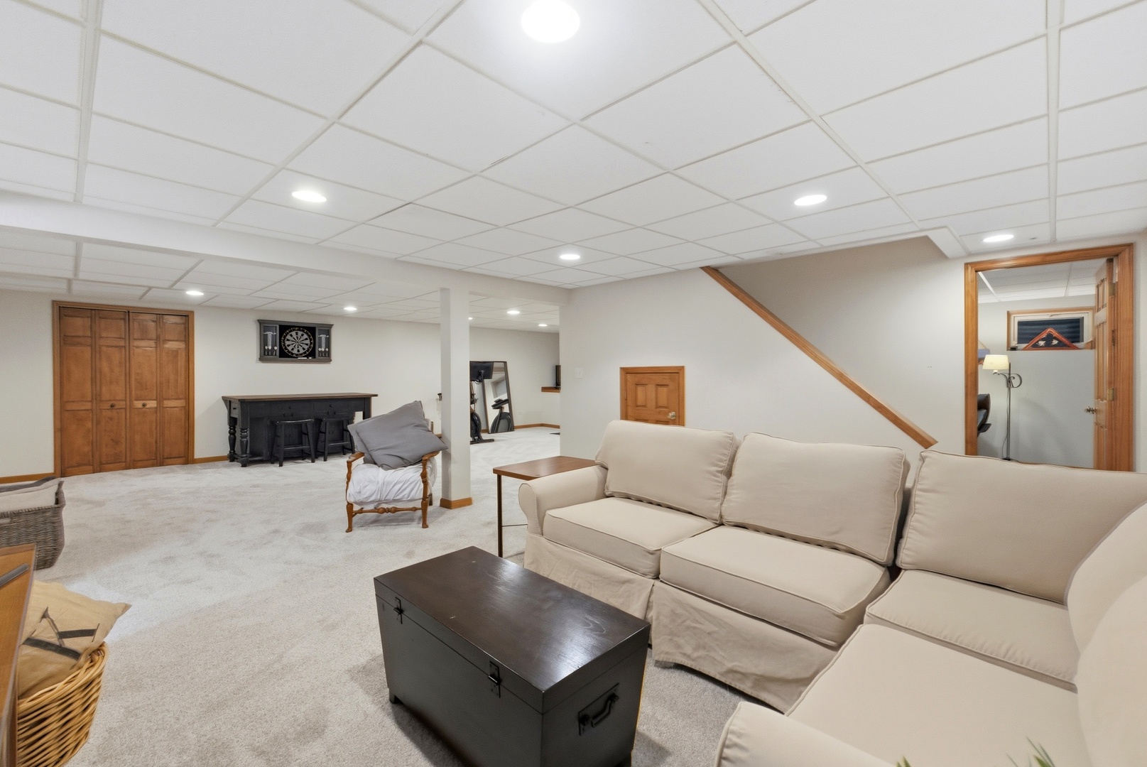 6812 Greene Road, Woodridge, IL 60517