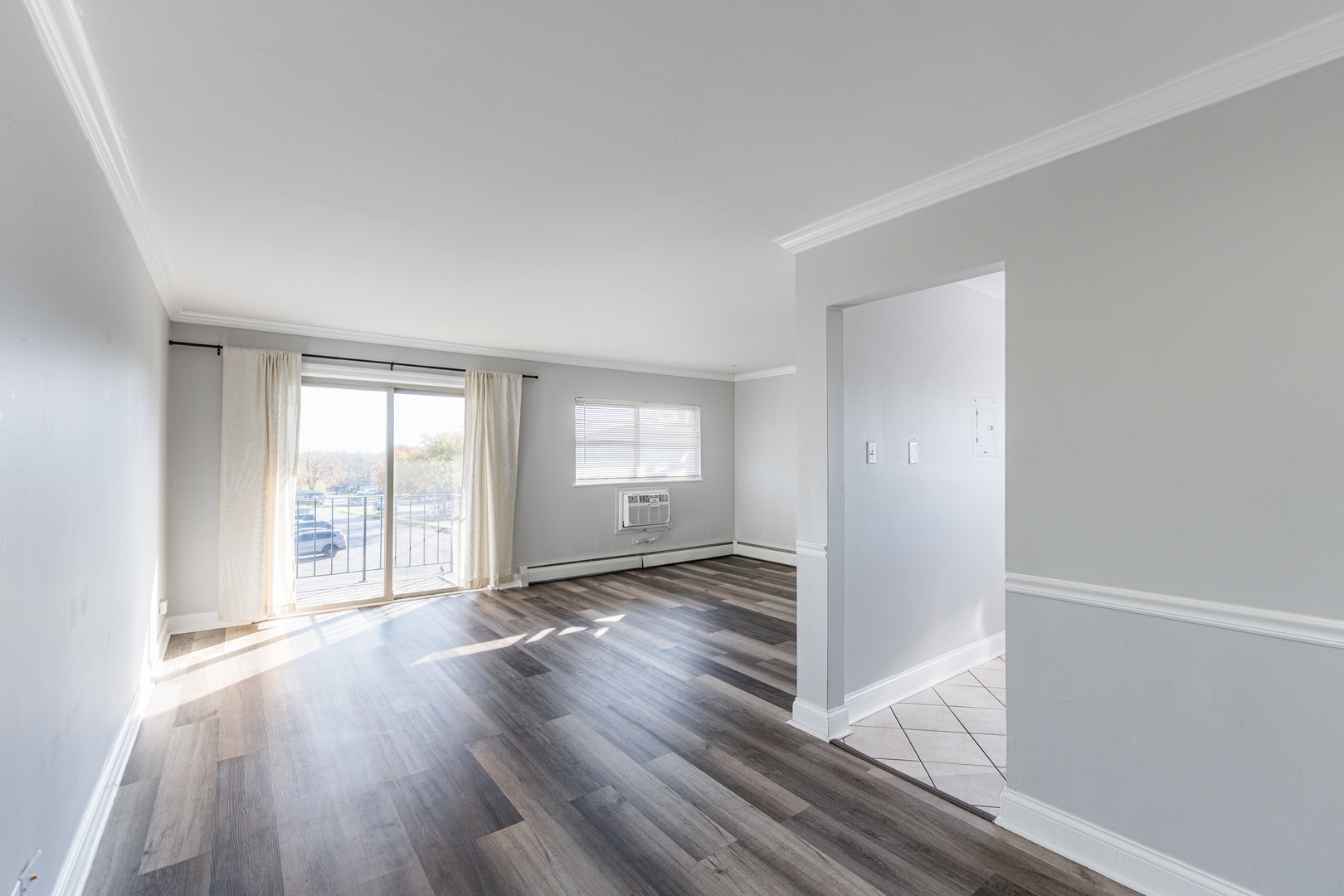 680 Marilyn Avenue #6-206, Glendale Heights, IL 60139