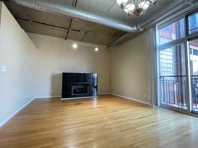 1000 W ADAMS Street #718, Chicago, IL 60607