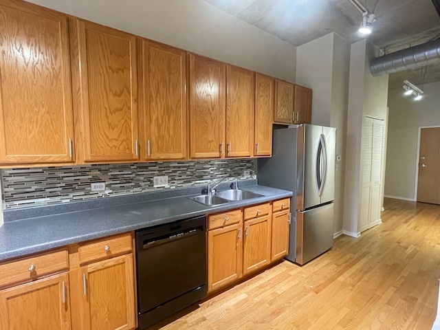 1000 W ADAMS Street #718, Chicago, IL 60607