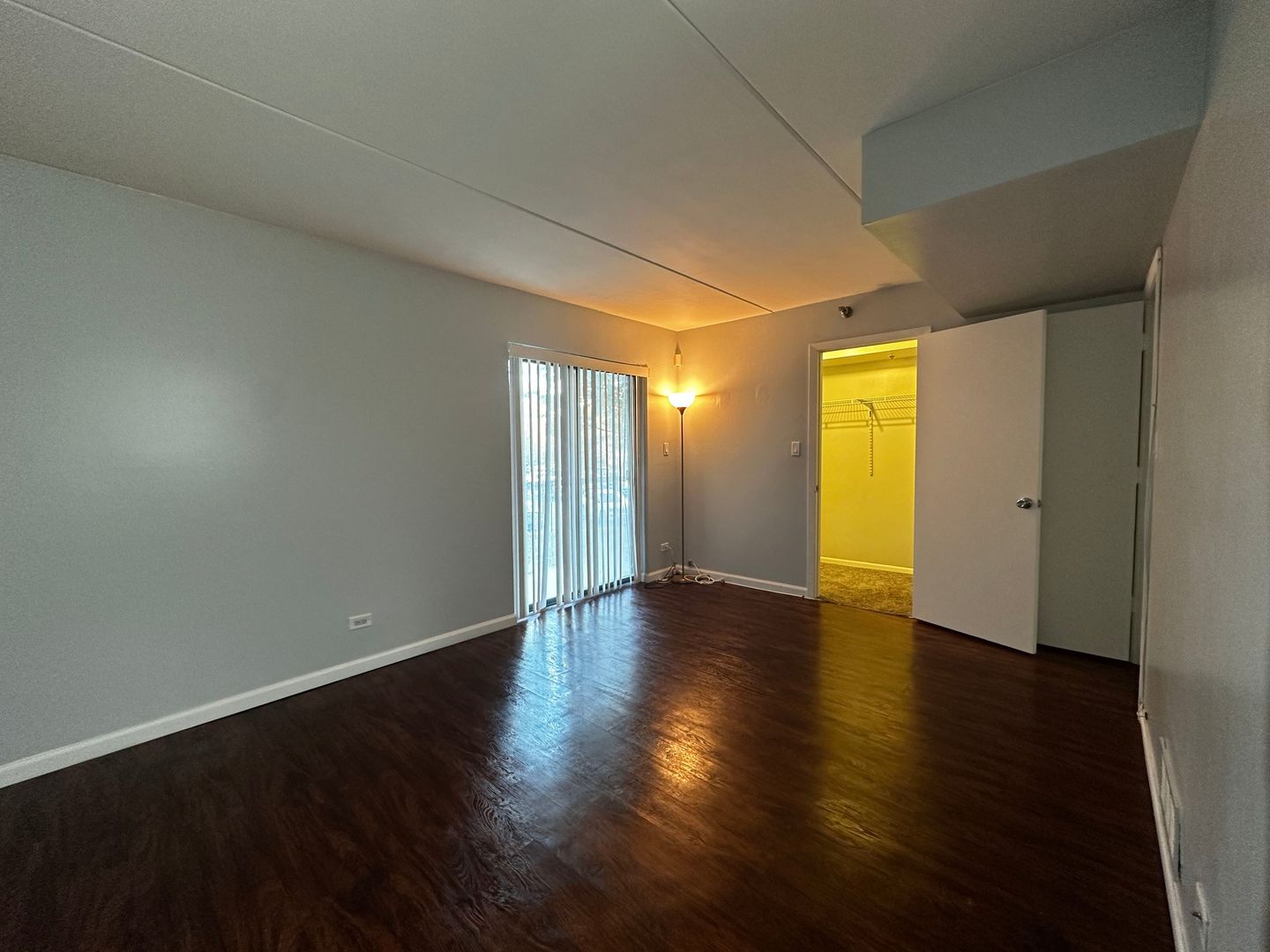 6020 Lake Bluff Drive #201, Tinley Park, IL 60477