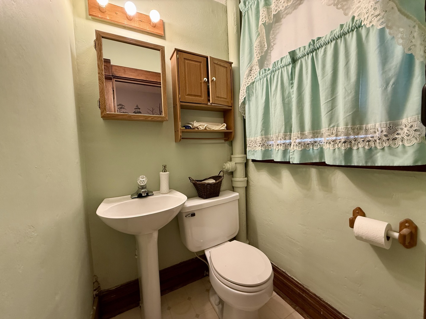 421 N Grant Street, Clinton, IL 61727