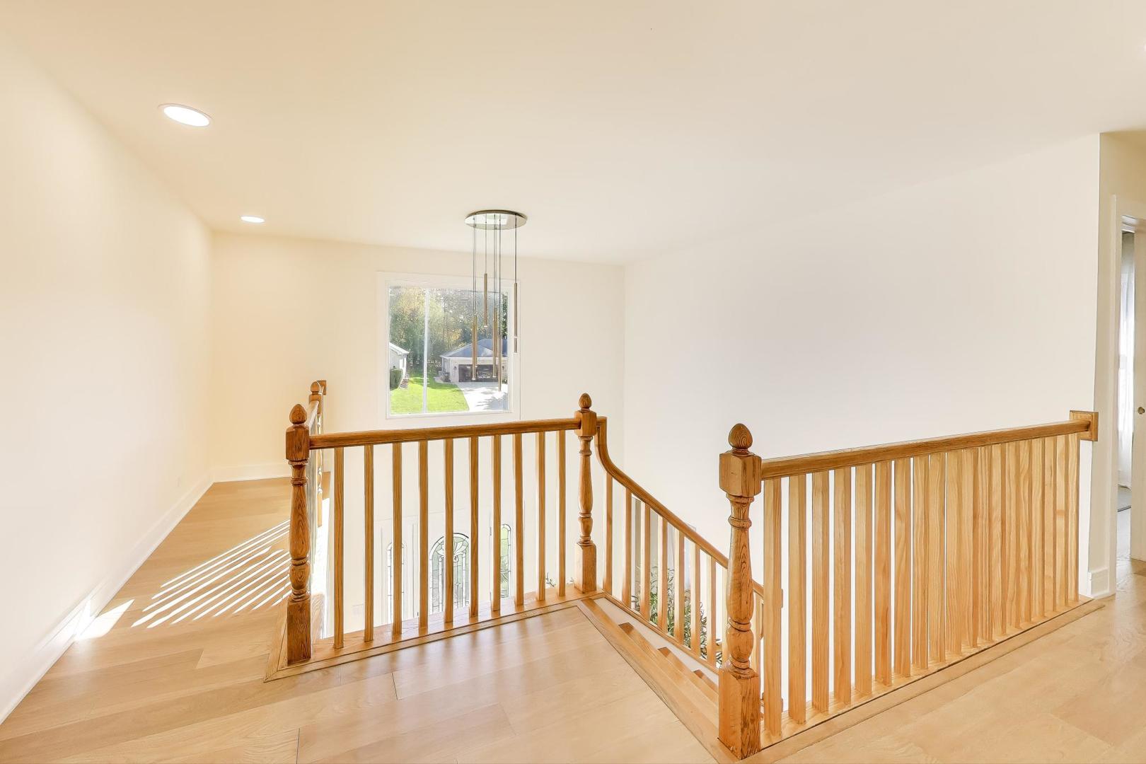 405 Windham Trail, Carpentersville, IL 60110